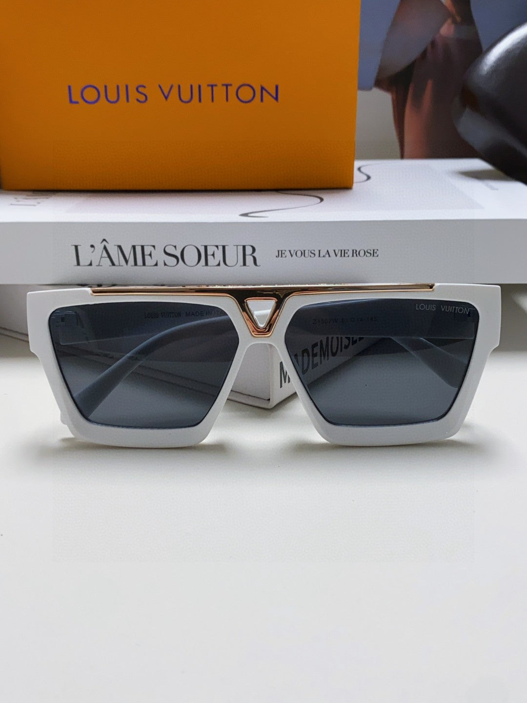 New fashionable, exquisite, luxurious and high-end sunglasses