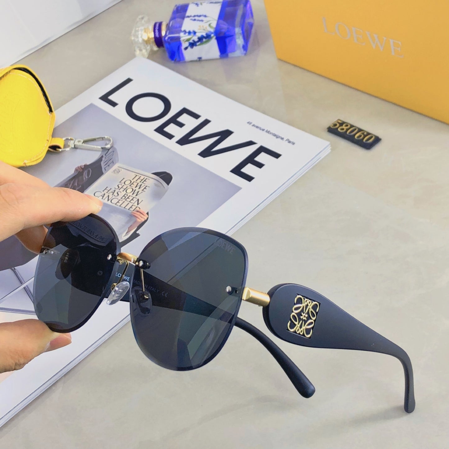 New Loewe premium brown cut sunglasses for female actors with elegant temperament, square UV resistant sunglasses, fashionable