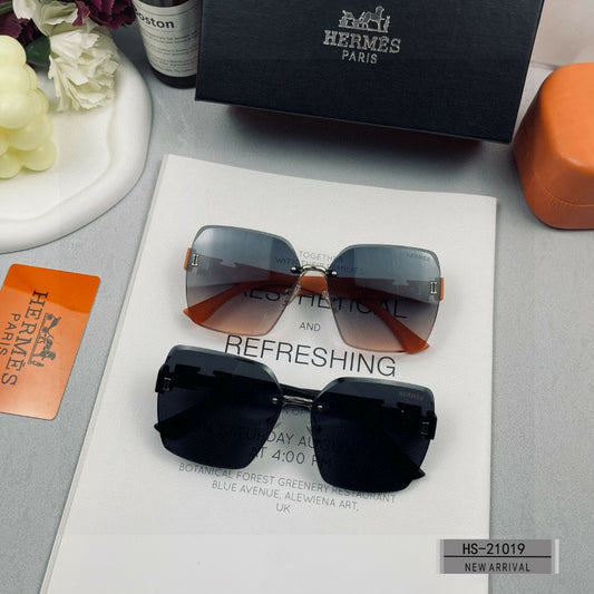 New trend leading fashion  lightweight and comfortable sunglasses