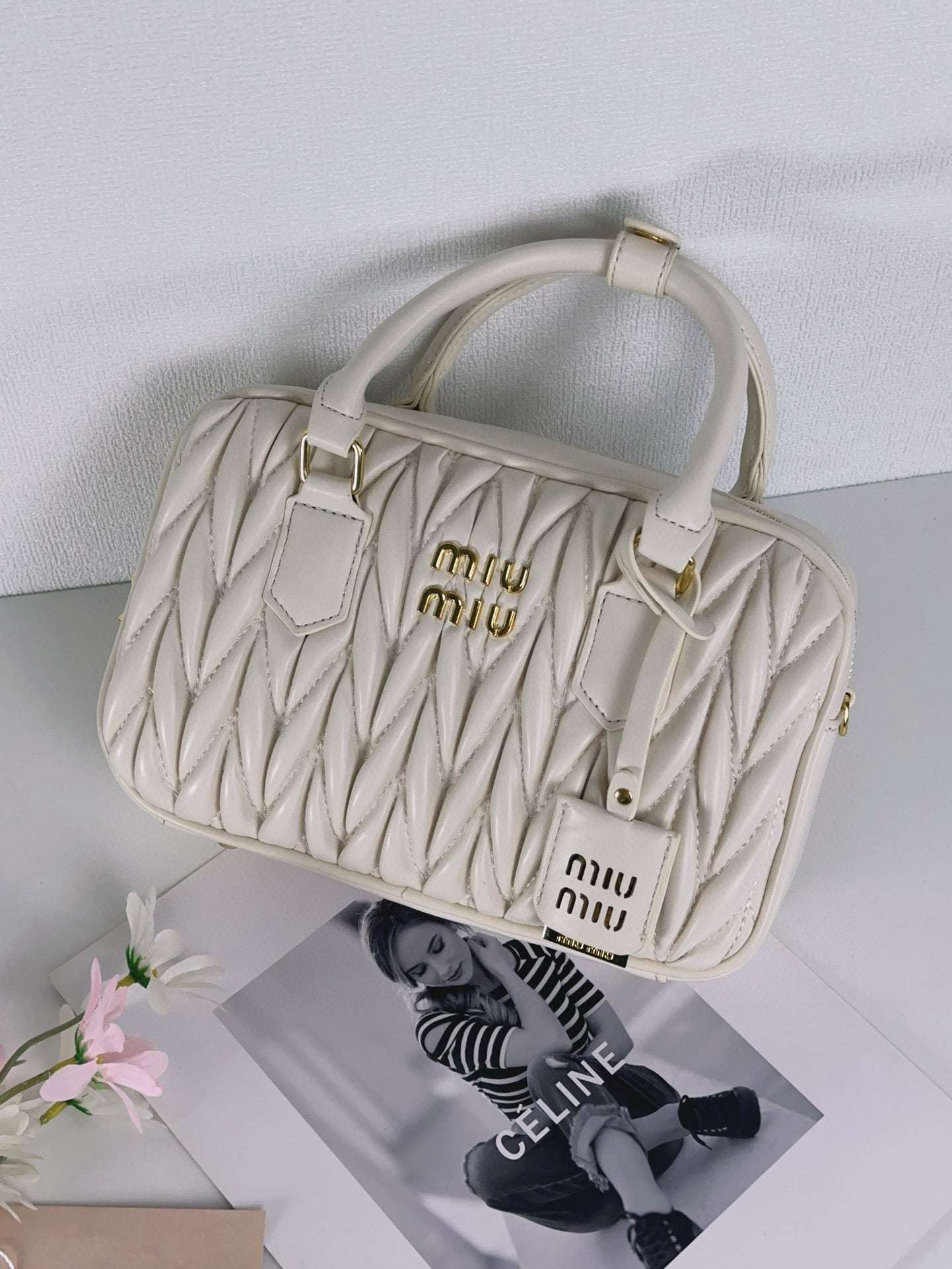 New fashionable and exquisite  handbag crossbody bag