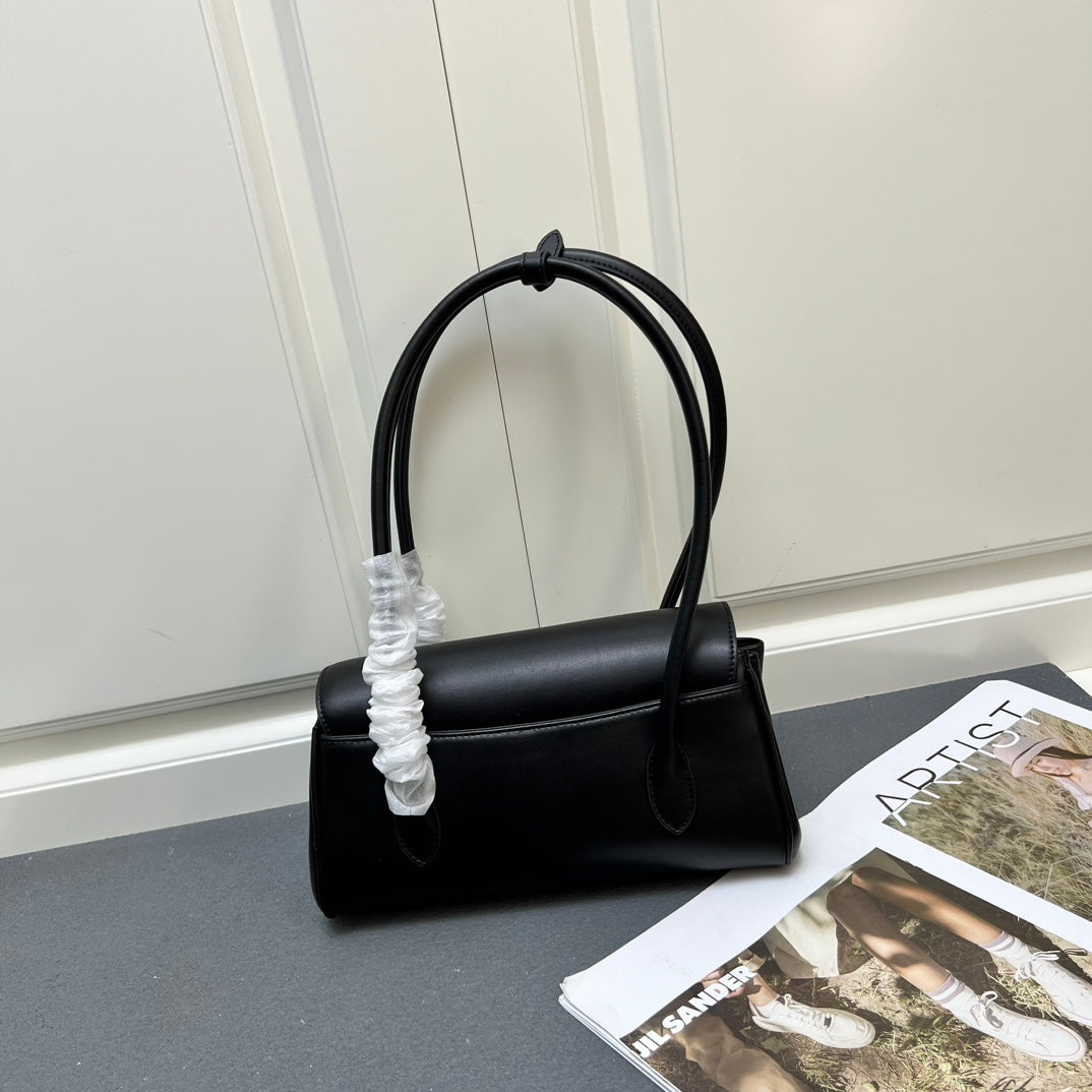 New Fashionable, Exquisite, Versatile Fashion Show Semi Shaped  Handbag Crossbody Bag