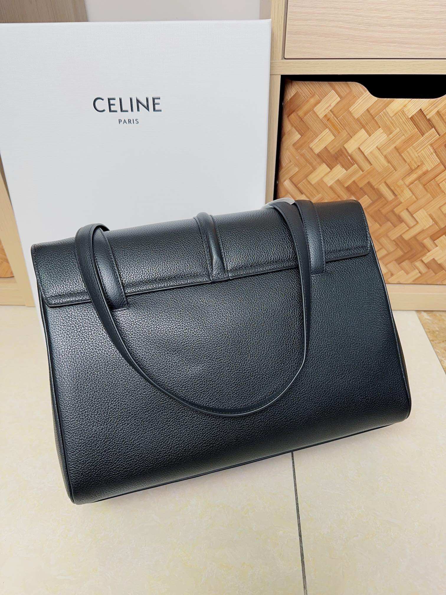 New luxury fashion SOFT women's large capacity handheld shoulder bag