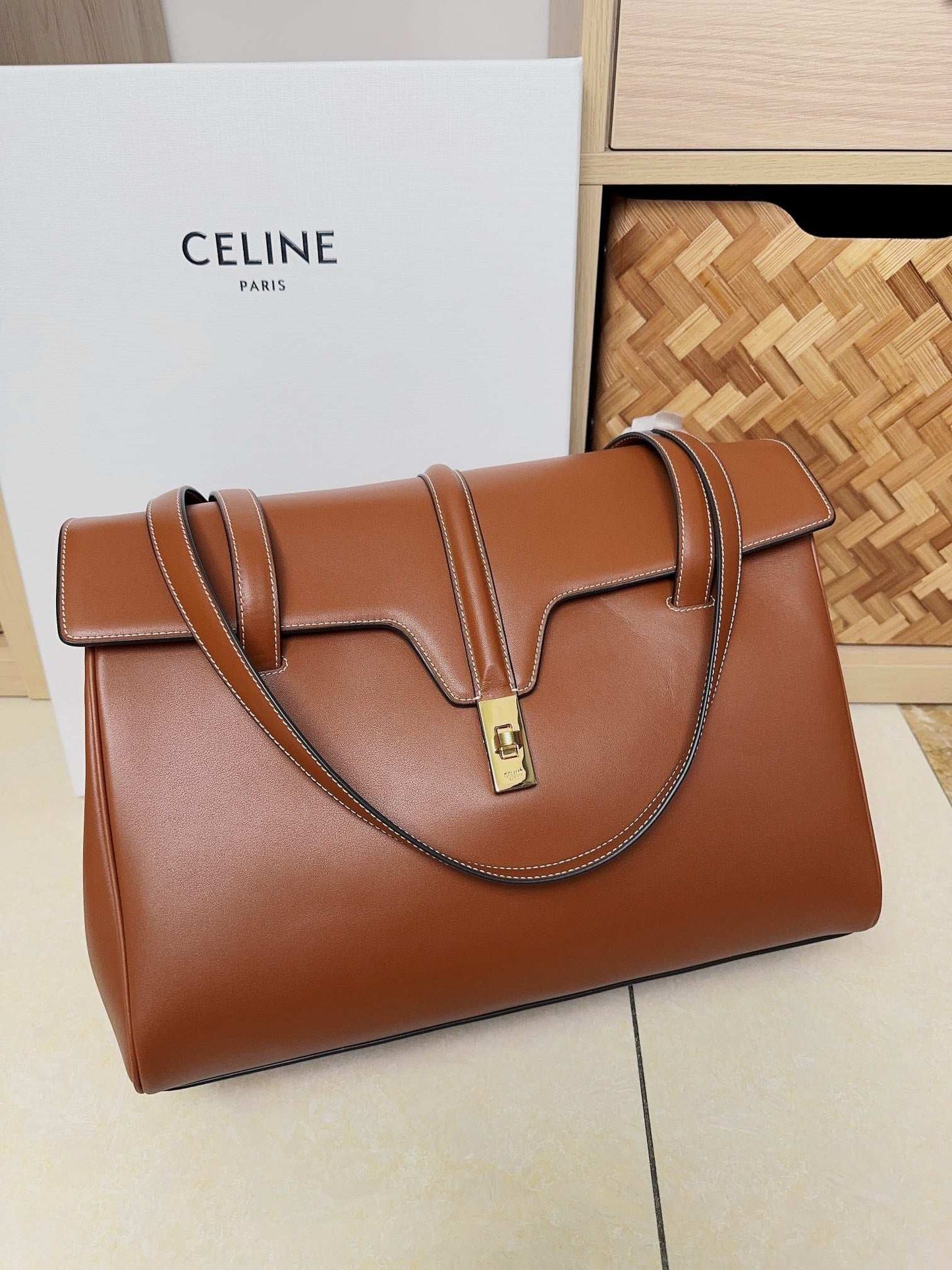 New luxury fashion SOFT women's large capacity handheld shoulder bag