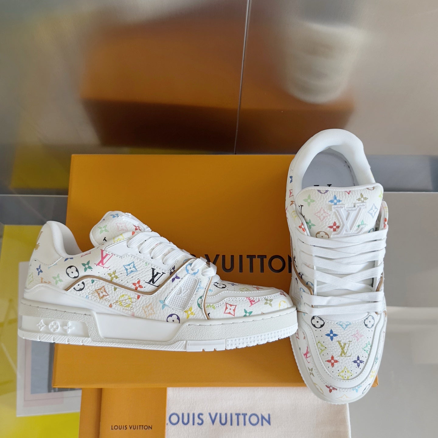 New  luxury fashion x Takashi Murakami Co branded Casual Sports Shoes Skateboarding Shoes
