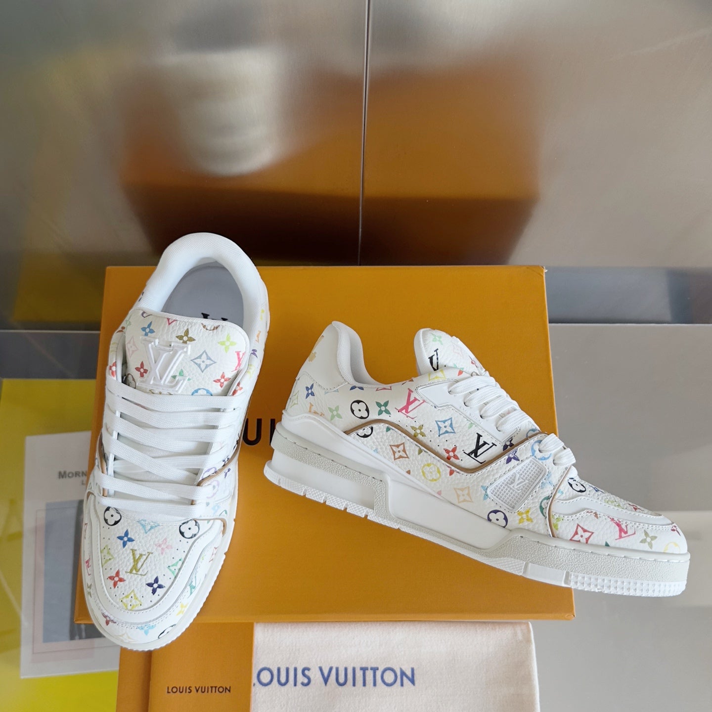 New  luxury fashion x Takashi Murakami Co branded Casual Sports Shoes Skateboarding Shoes
