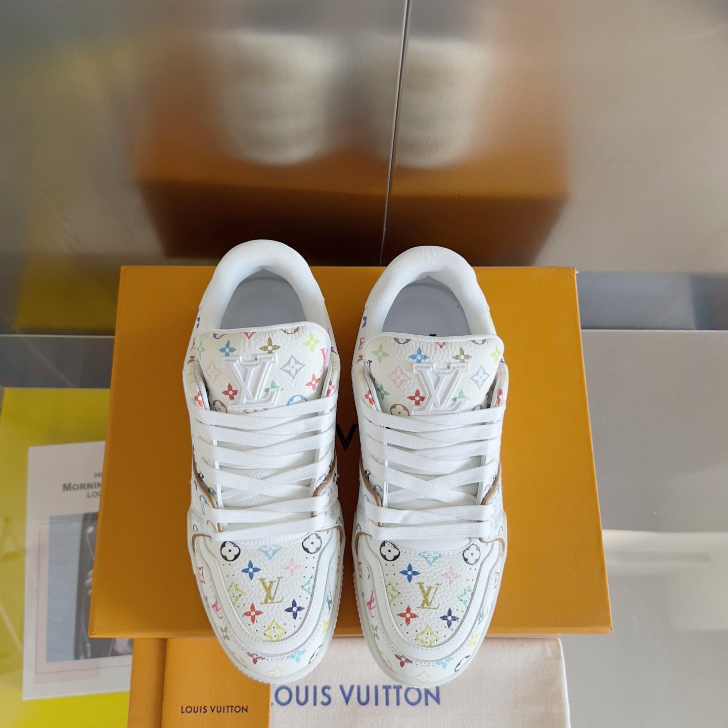 New  luxury fashion x Takashi Murakami Co branded Casual Sports Shoes Skateboarding Shoes