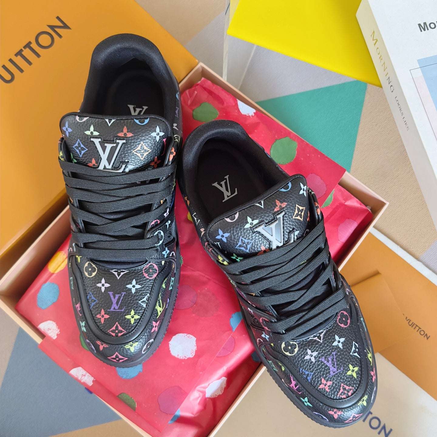 New  luxury fashion x Takashi Murakami Co branded Casual Sports Shoes Skateboarding Shoes
