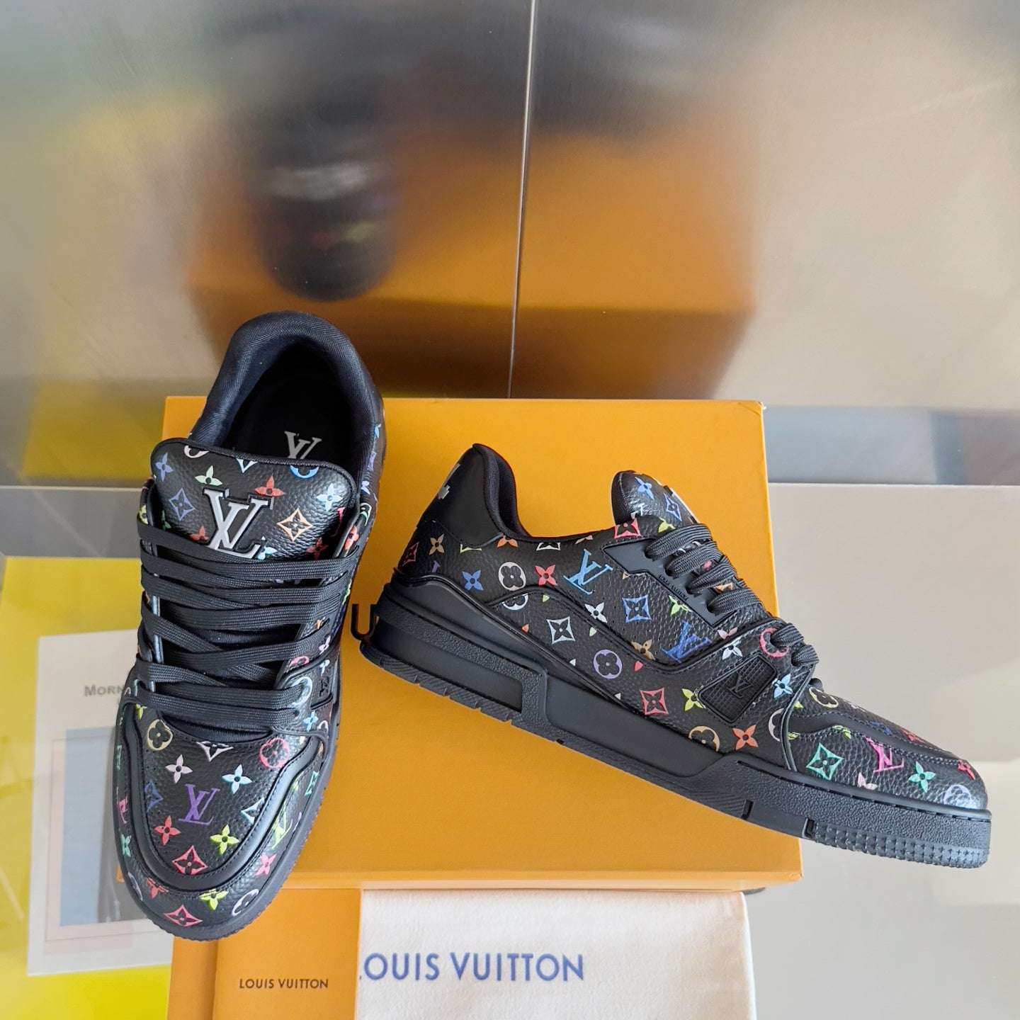 New  luxury fashion x Takashi Murakami Co branded Casual Sports Shoes Skateboarding Shoes