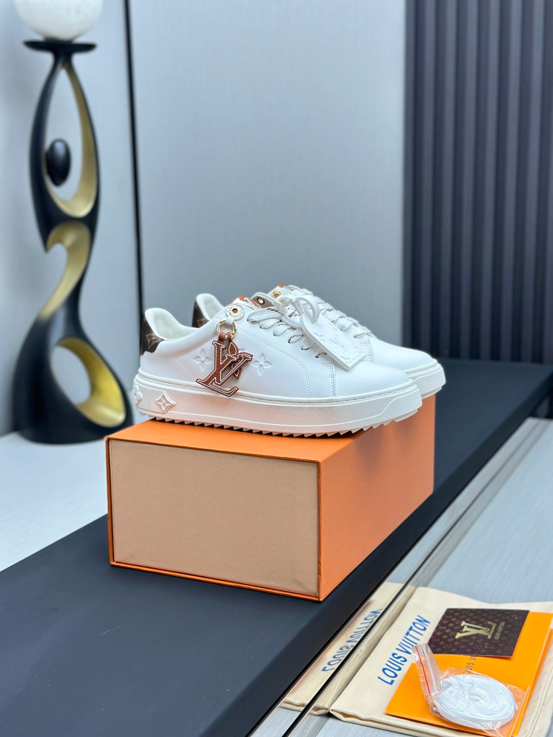 New luxury fashion BEVERLY HILLS Sneakers