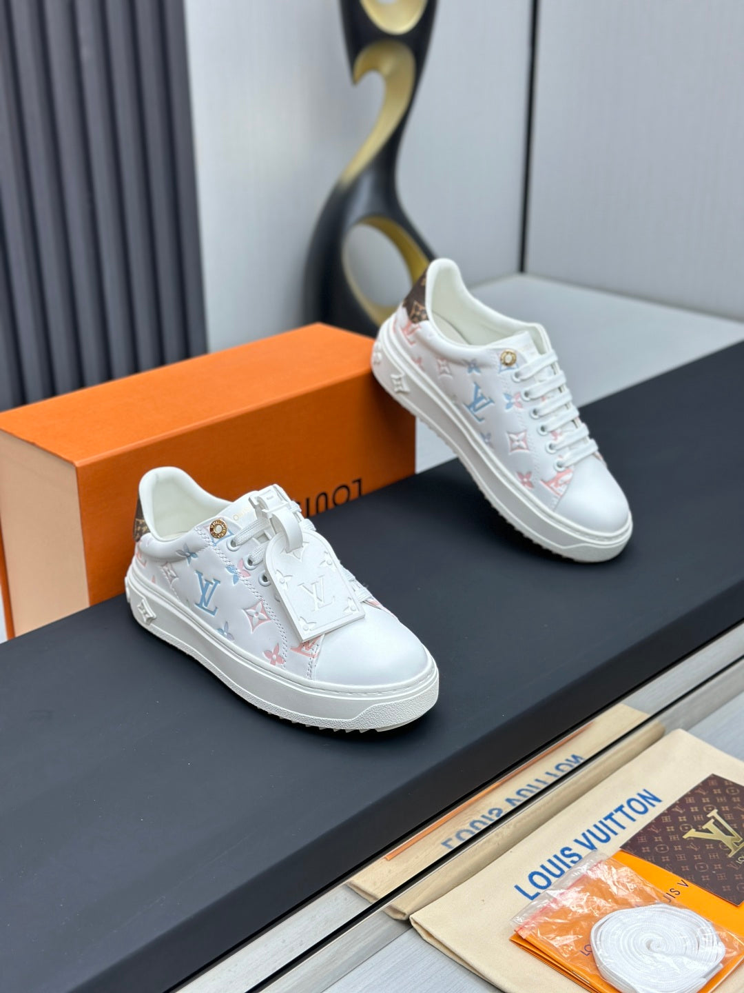 New luxury fashion BEVERLY HILLS Sneakers