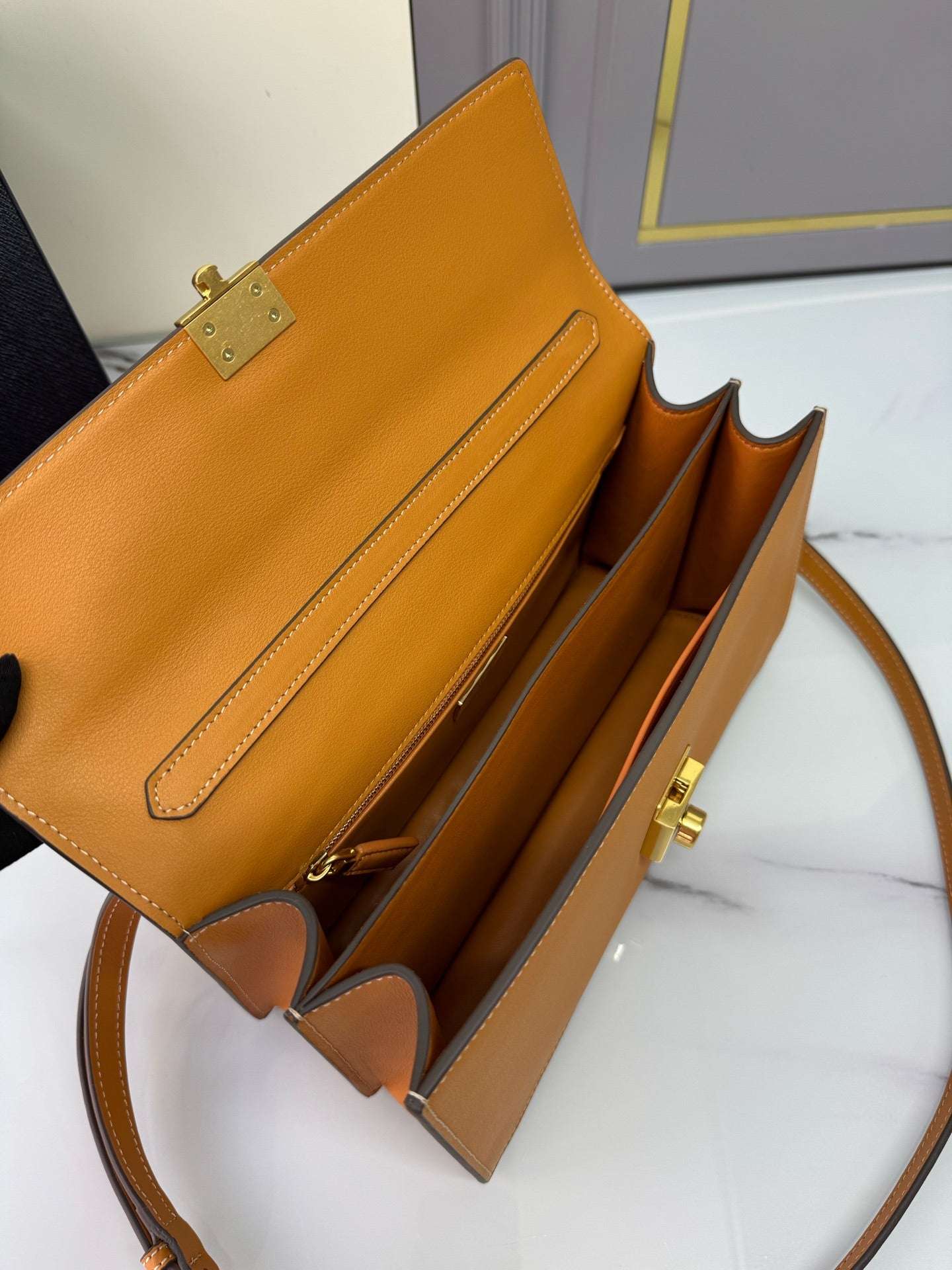 New Fashionable Exquisite PRADA SoftSound Women's Handheld and Crossbody Bag