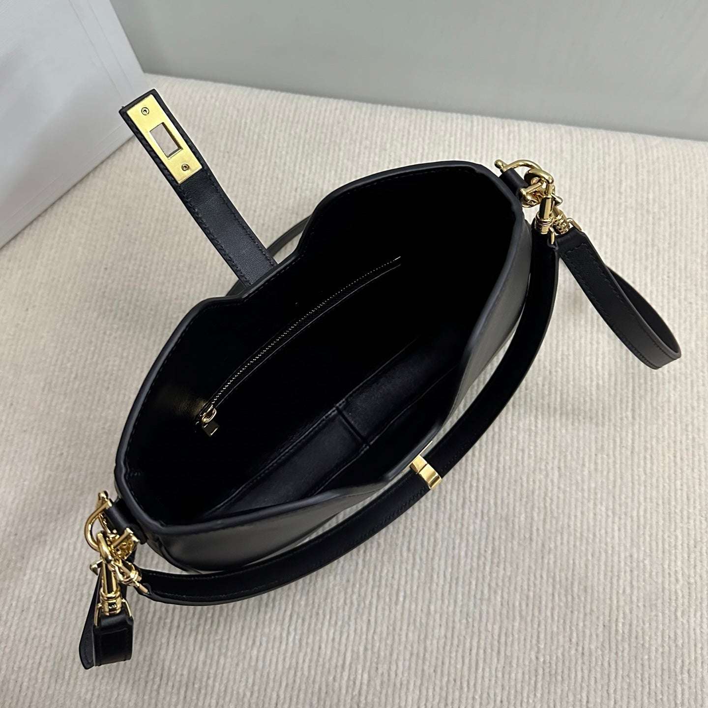 New luxury fashion Camille Soft Handheld Shoulder Bag