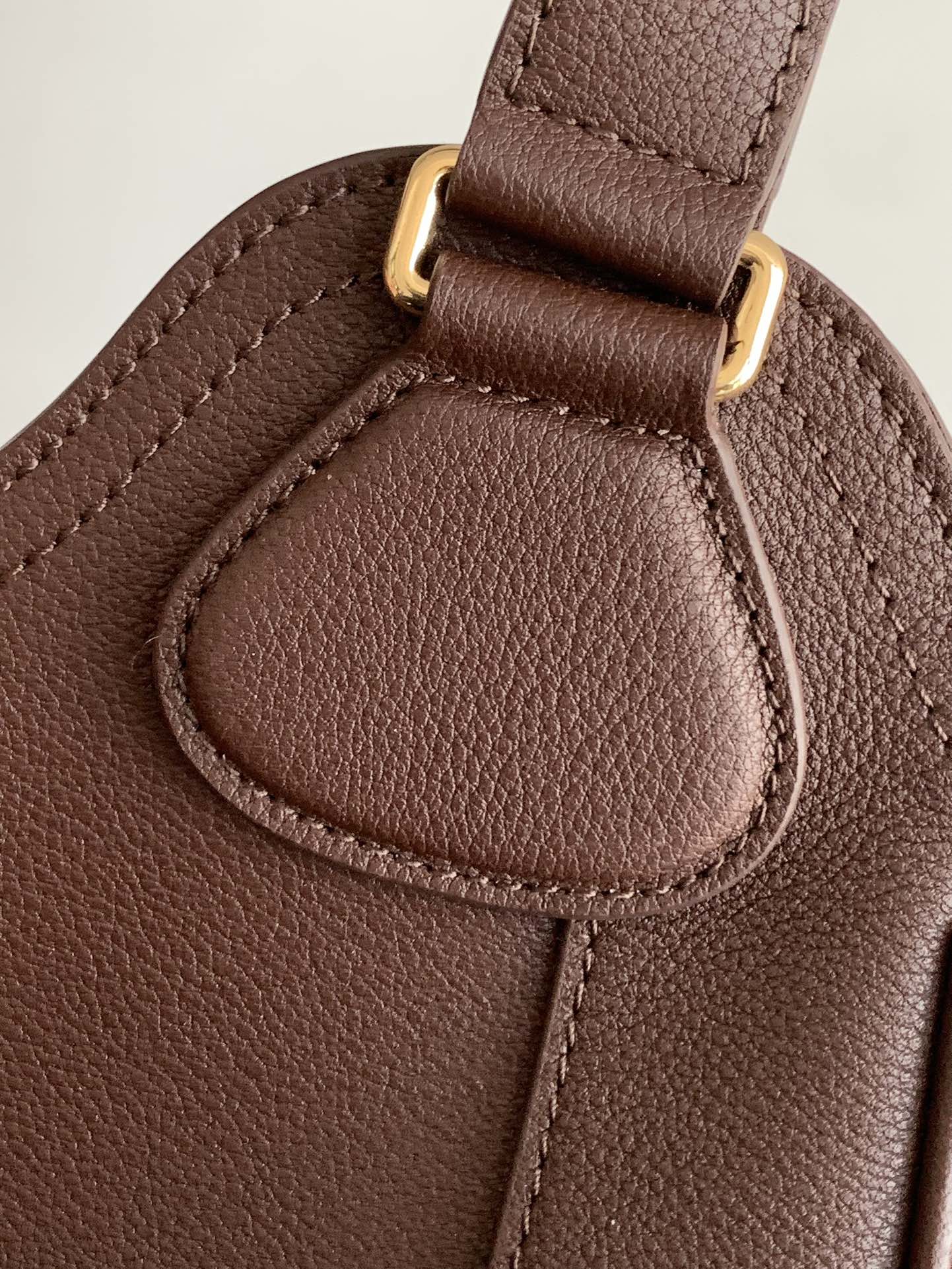 New luxury fashion Alice Hobo handbag Ce grands classices bag