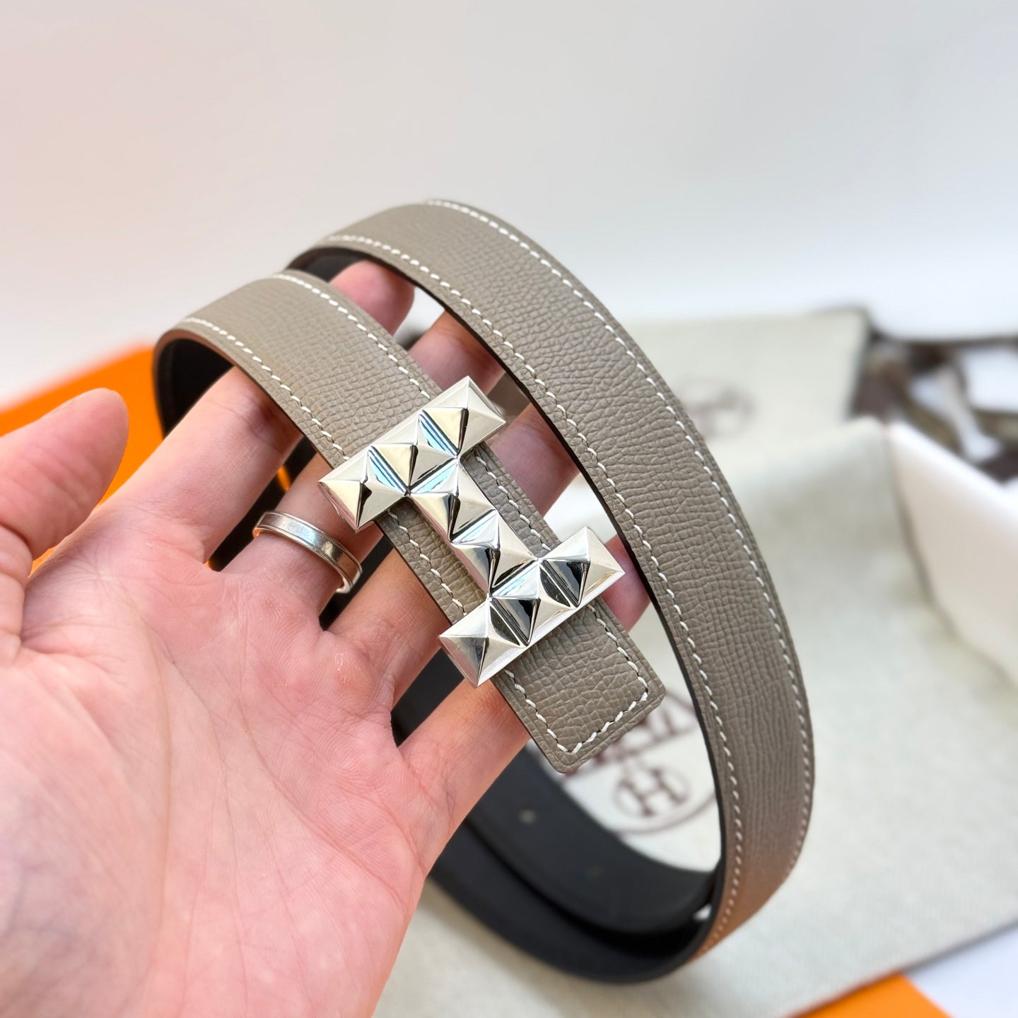 H new Infini belt buckle and double-sided leather women's 24mm