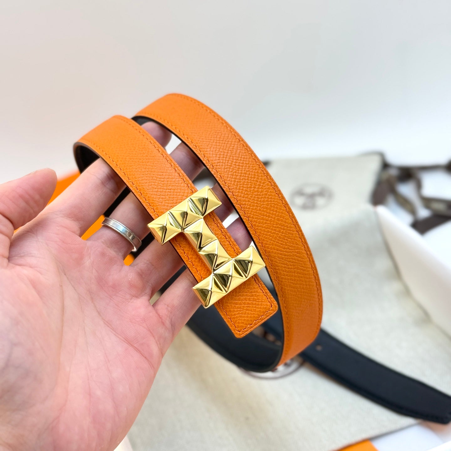 H new Infini belt buckle and double-sided leather women's 24mm