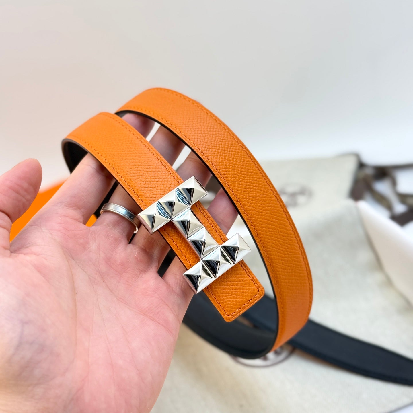 H new Infini belt buckle and double-sided leather women's 24mm