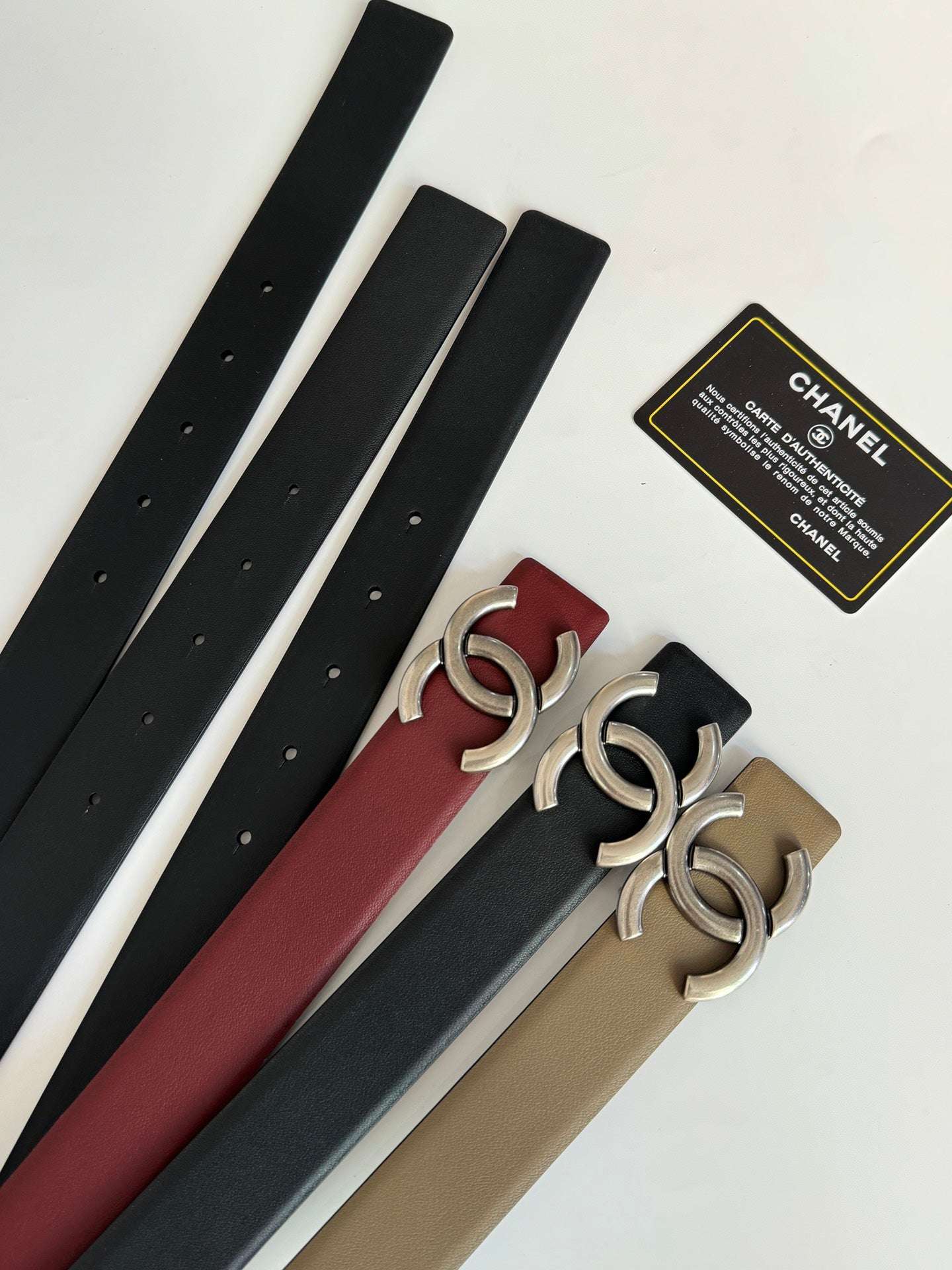 New Cha~nel imported glossy calf leather 3cm soft and exquisite touch, simple and fashionable double-sided belt