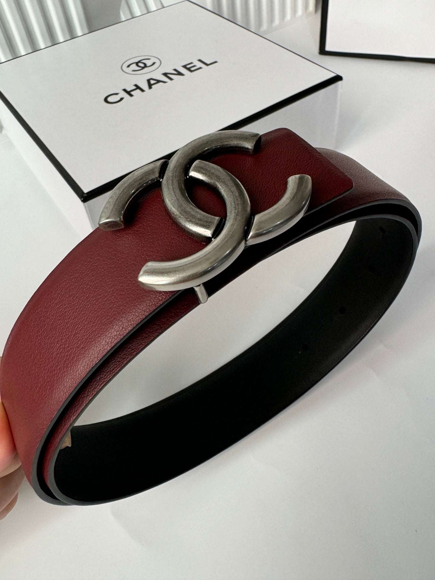 New Cha~nel imported glossy calf leather 3cm soft and exquisite touch, simple and fashionable double-sided belt