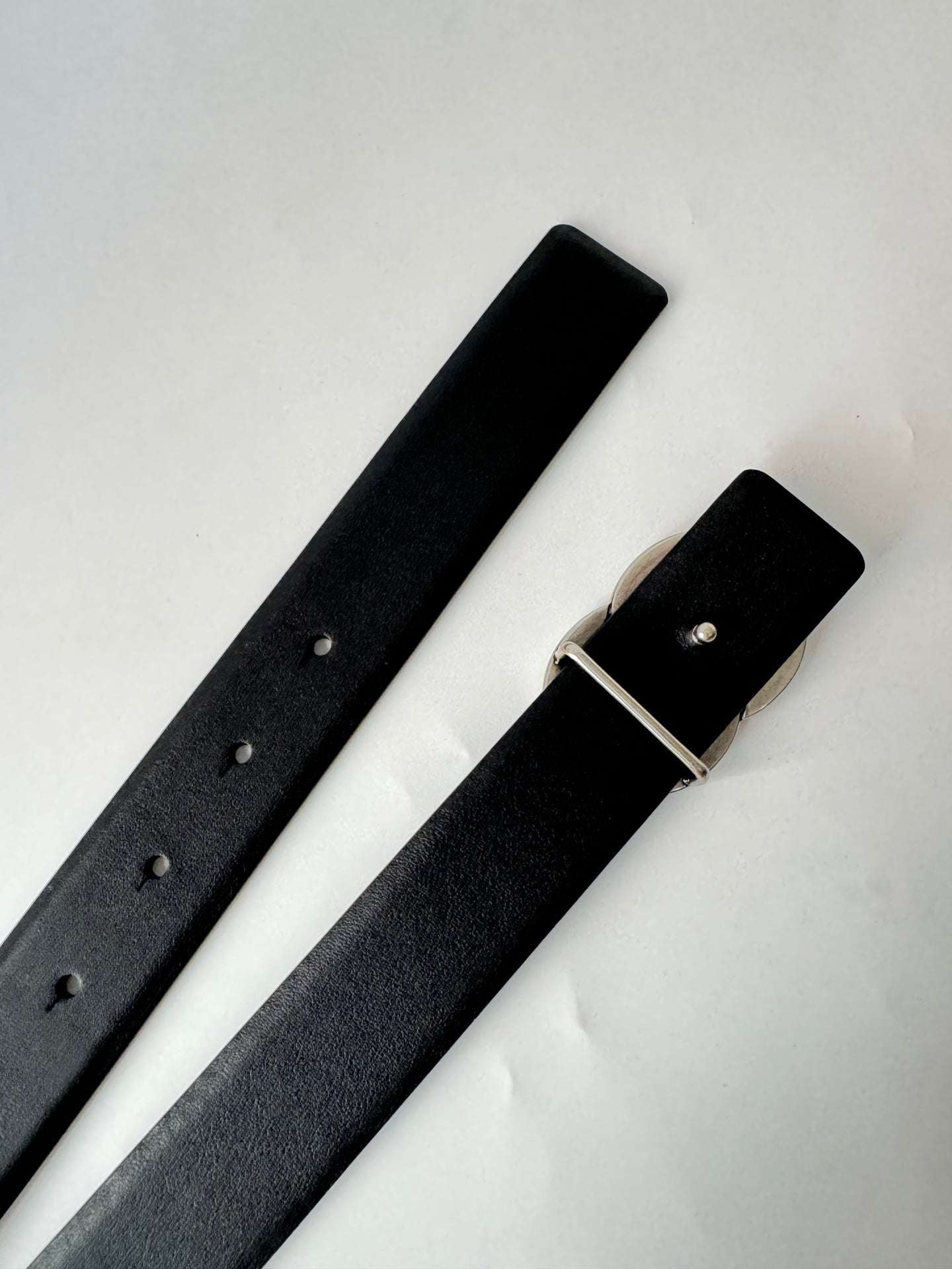 New Cha~nel imported glossy calf leather 3cm soft and exquisite touch, simple and fashionable double-sided belt