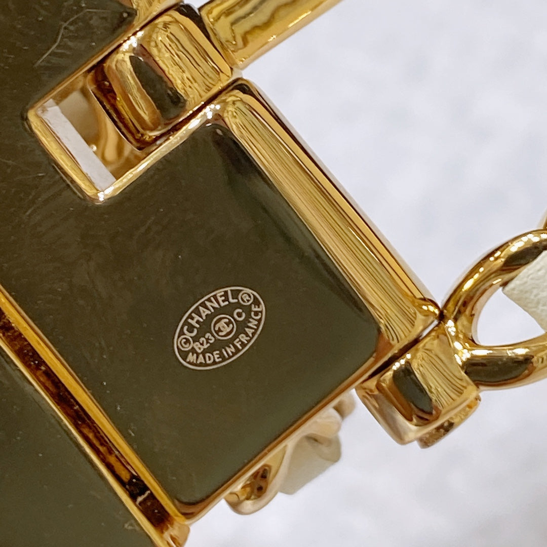 New Cha~nel imported glossy calf leather 3cm soft, delicate, elegant and fashionable double-sided belt