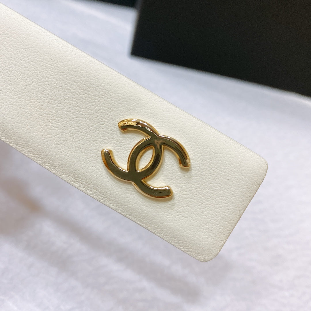 New Cha~nel imported glossy calf leather 3cm soft, delicate, elegant and fashionable double-sided belt