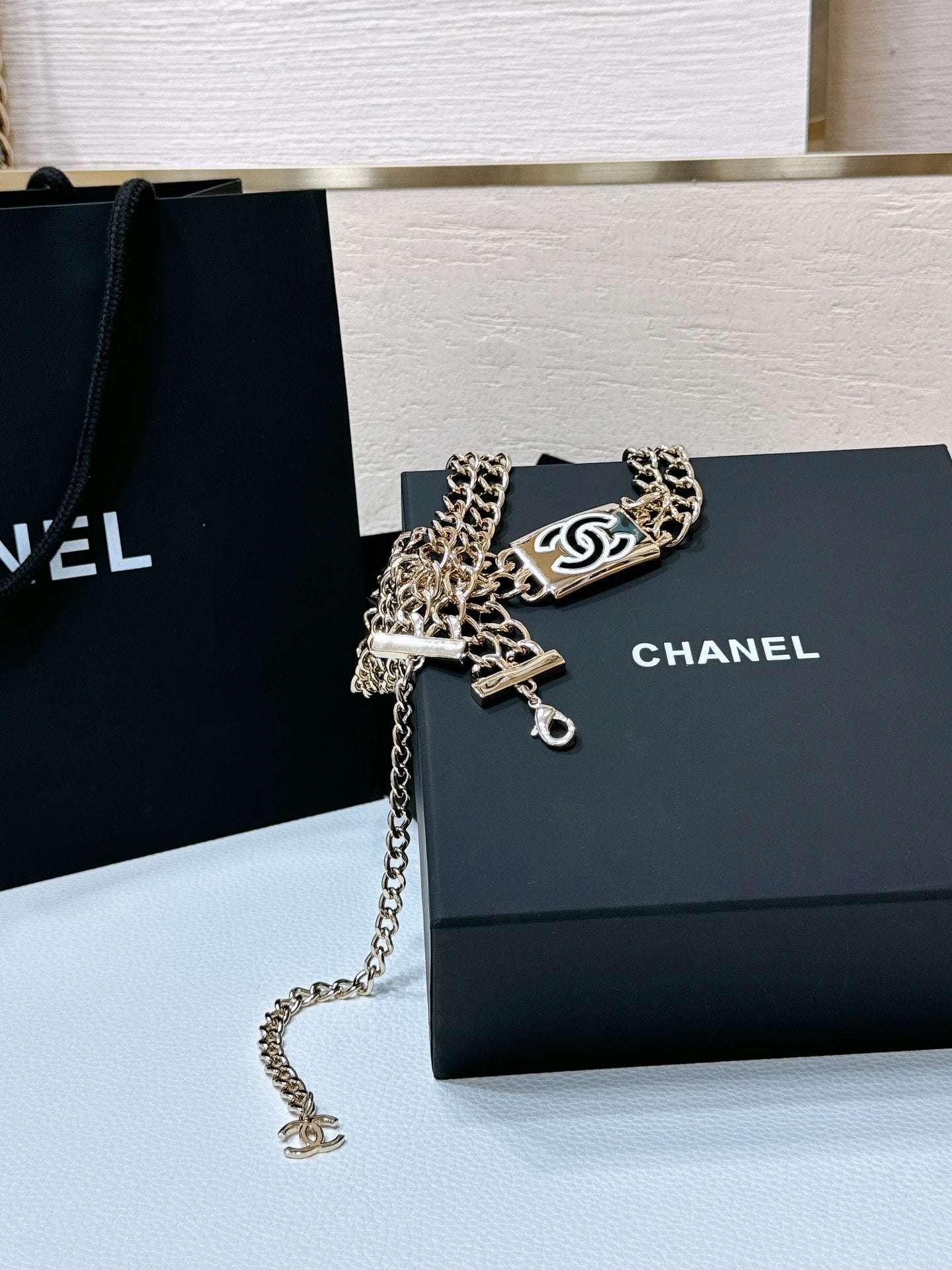 New Cha~nel Exquisite Fashion Chain Belt