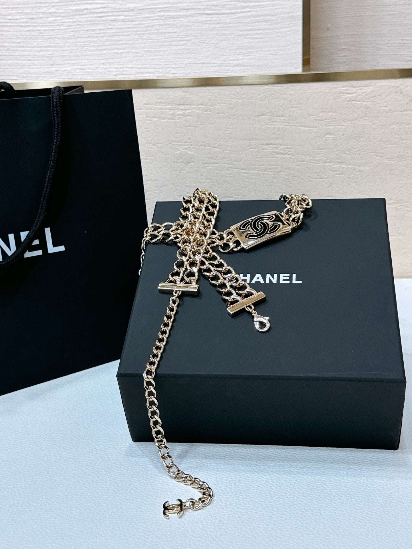 New Cha~nel Exquisite Fashion Chain Belt
