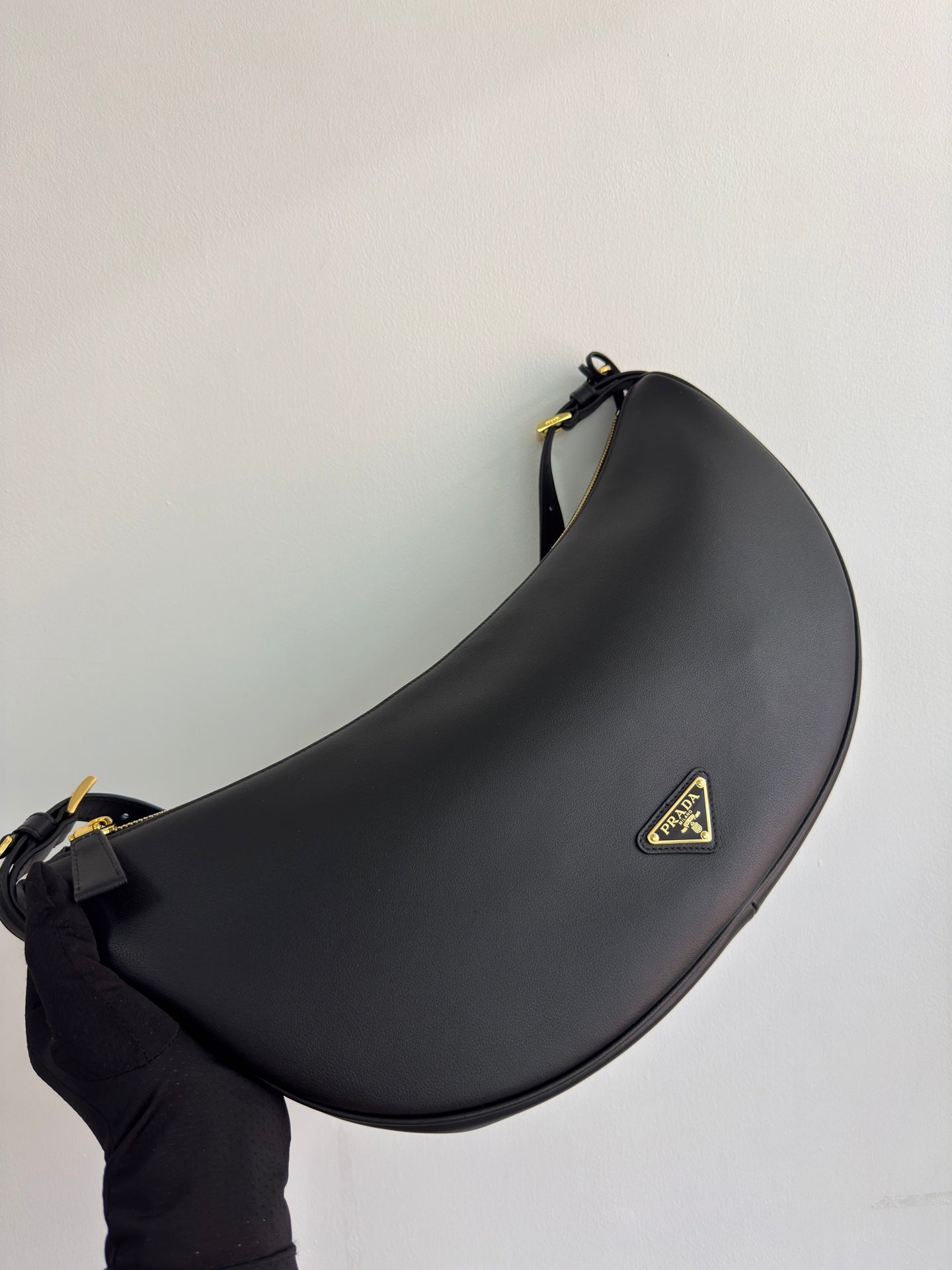 New Fashion Exquisite PRADA  Women's Handheld and Crossbody Bag
