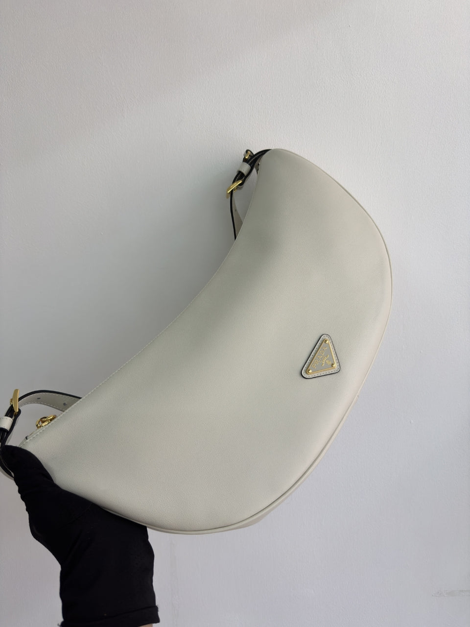 New Fashion Exquisite PRADA  Women's Handheld and Crossbody Bag