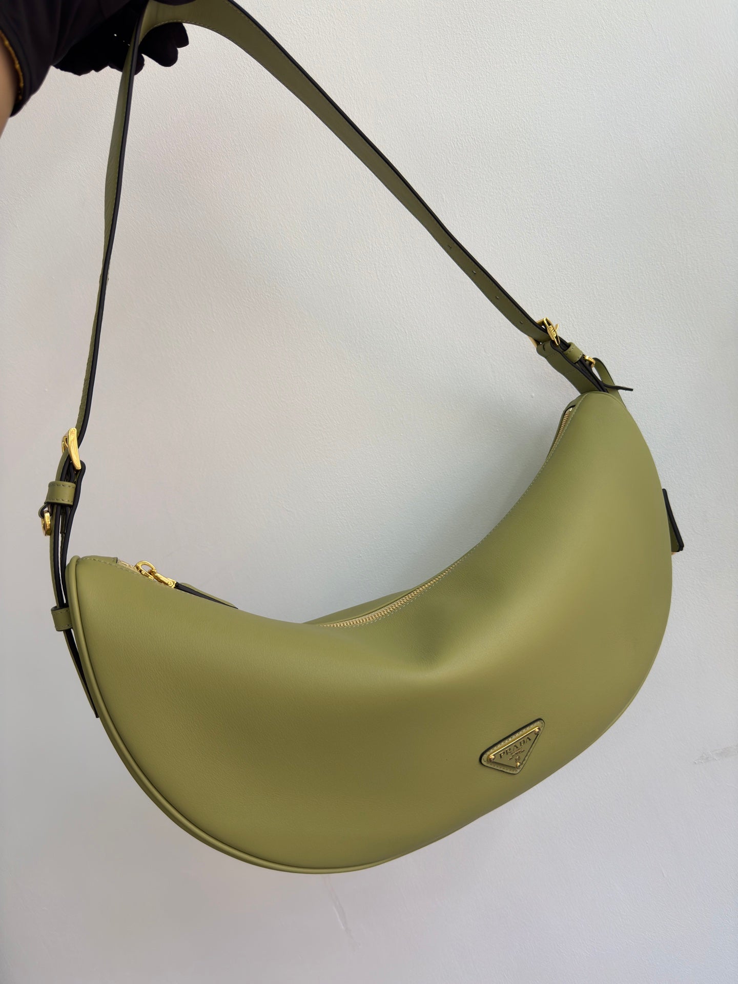 New Fashion Exquisite PRADA  Women's Handheld and Crossbody Bag