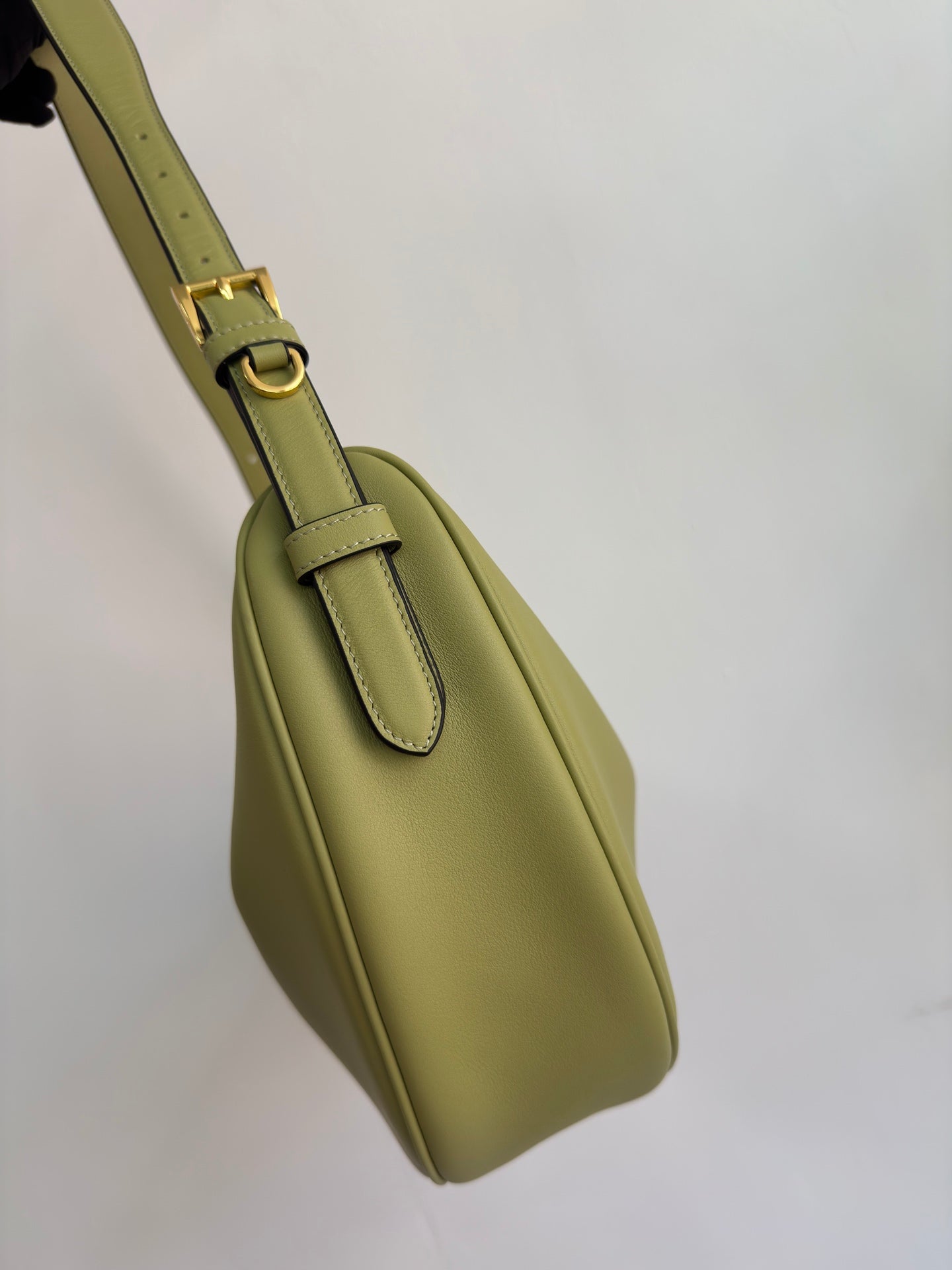 New Fashion Exquisite PRADA  Women's Handheld and Crossbody Bag