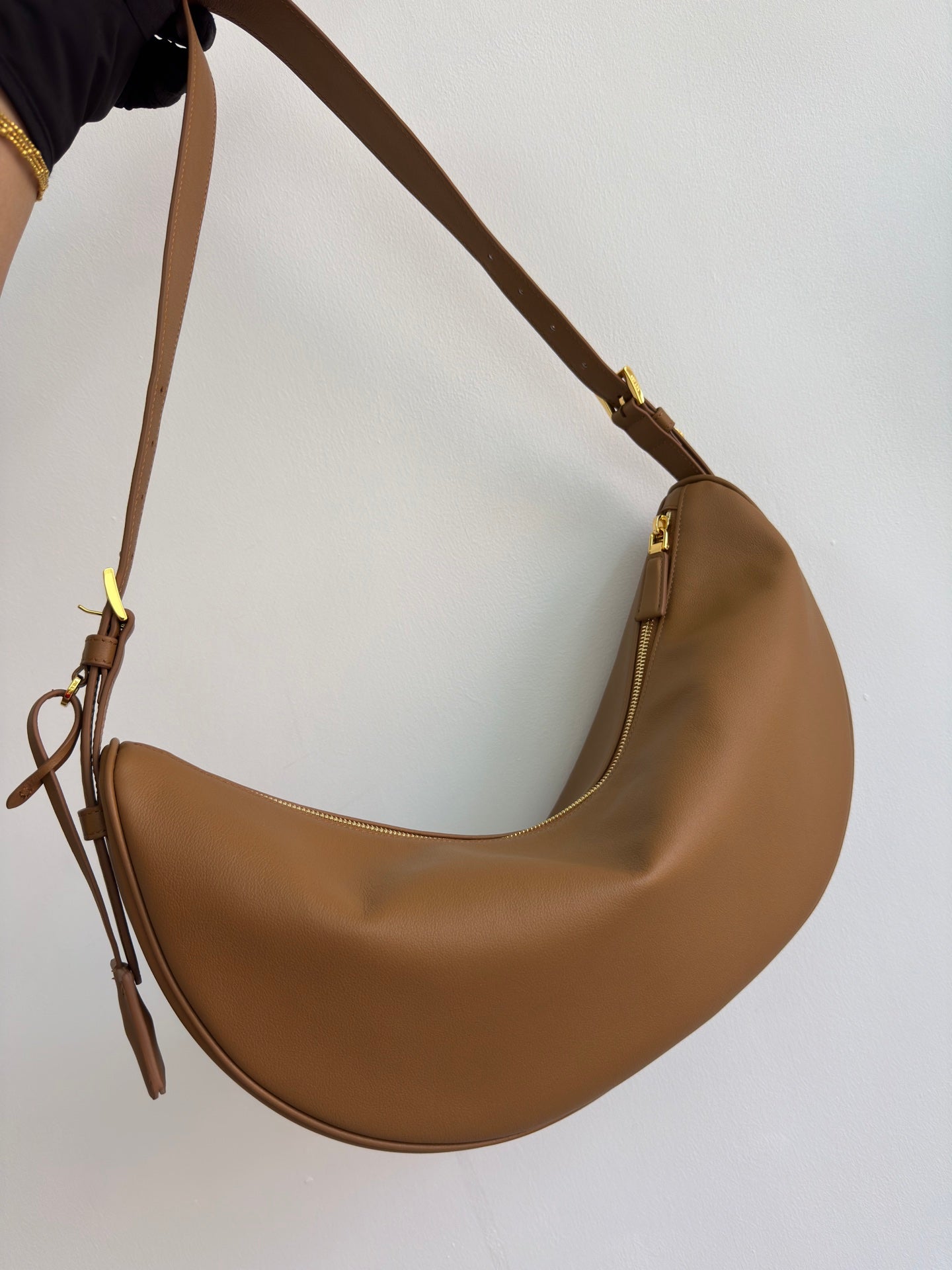 New Fashion Exquisite PRADA  Women's Handheld and Crossbody Bag