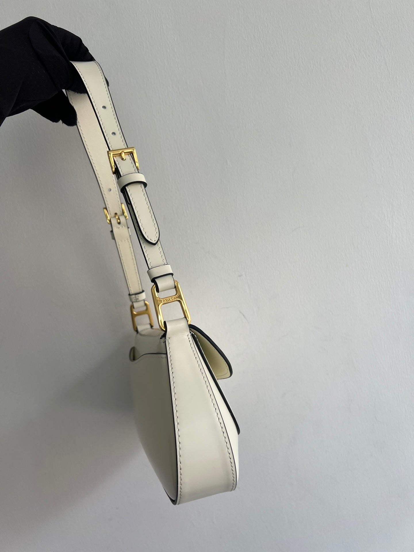 New Fashion Exquisite PRADA  Women's Handheld and Crossbody Bag