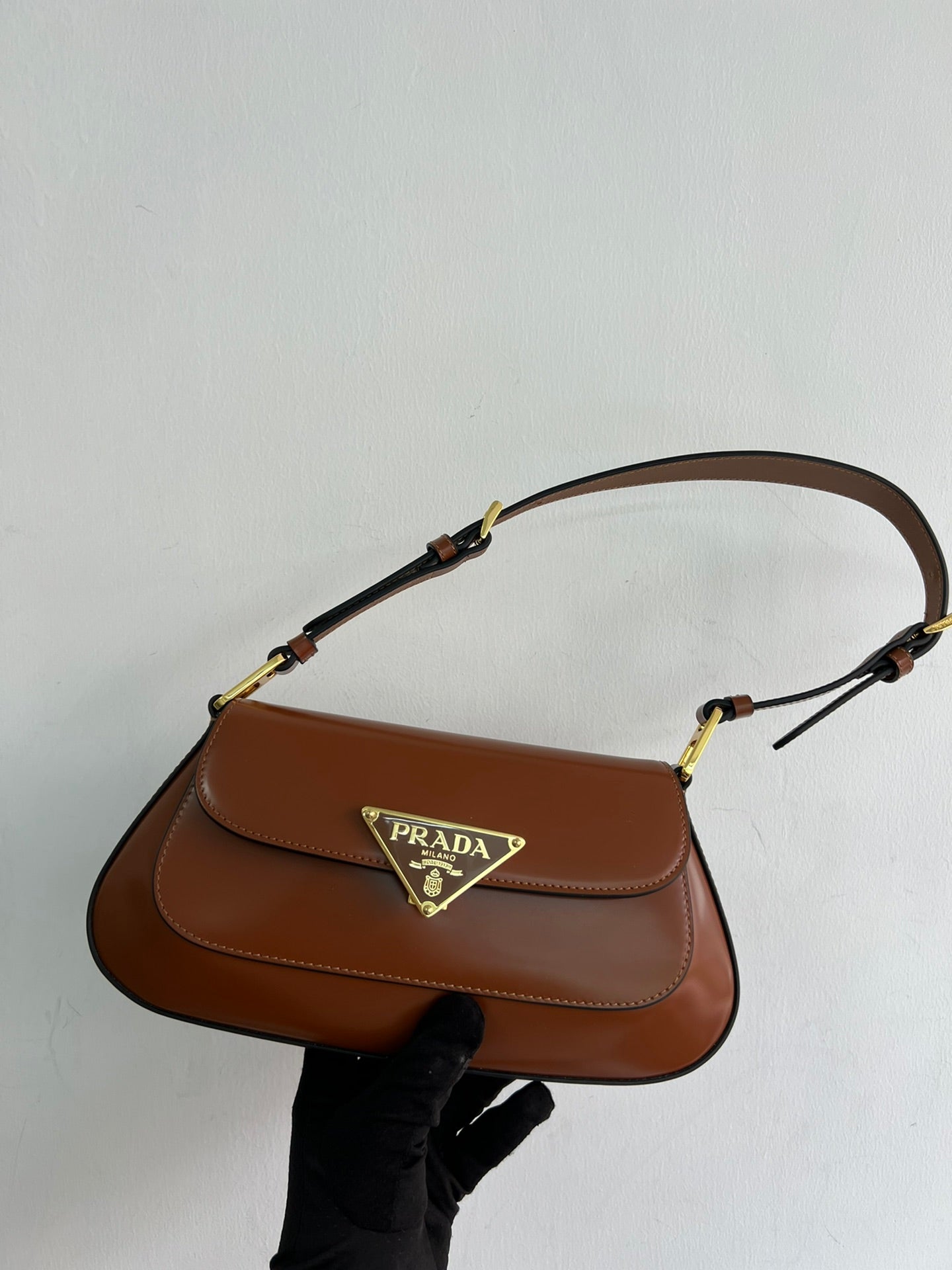 New Fashion Exquisite PRADA  Women's Handheld and Crossbody Bag