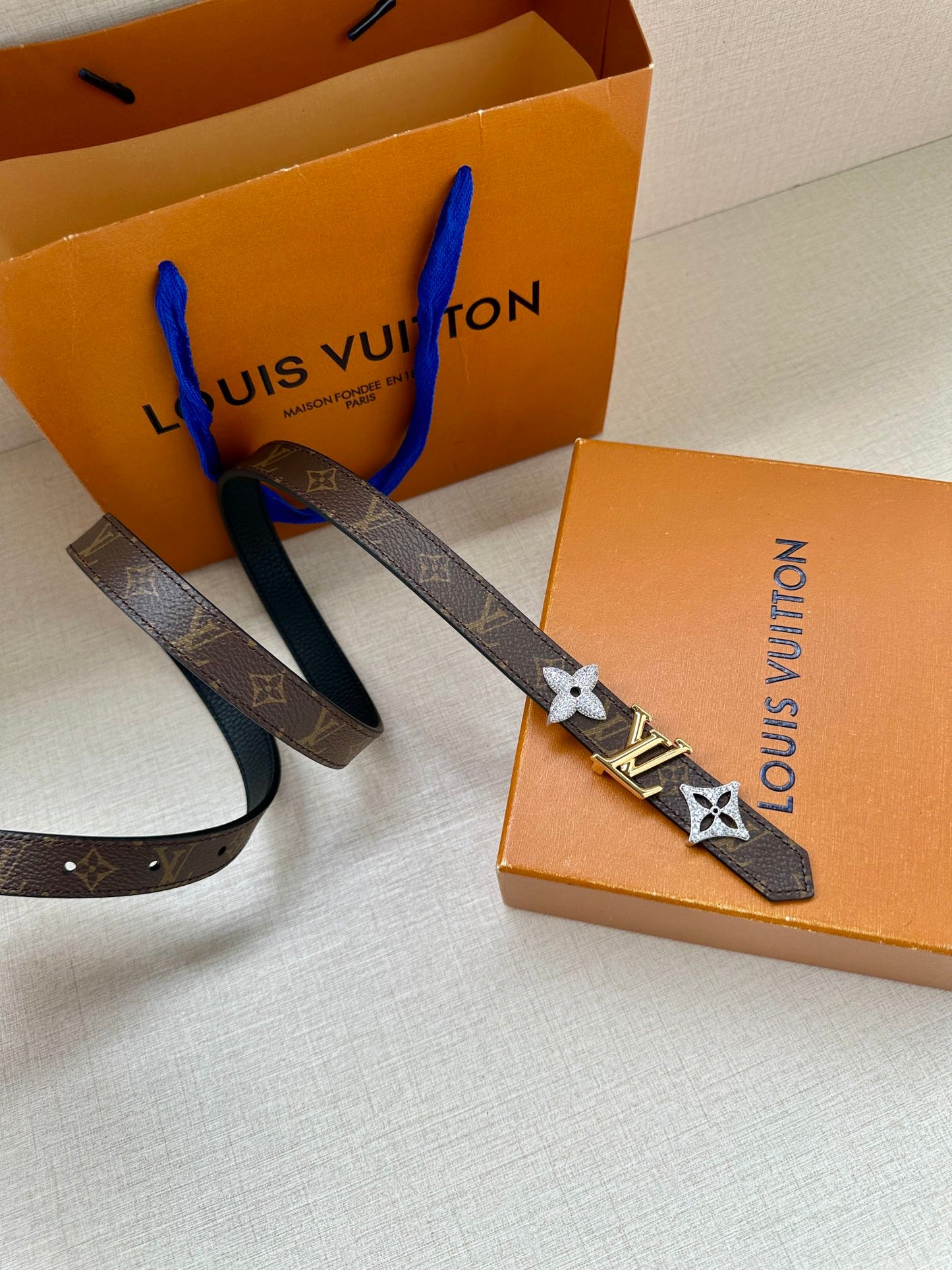 New Fashion Women's Double sided Belt 20mm