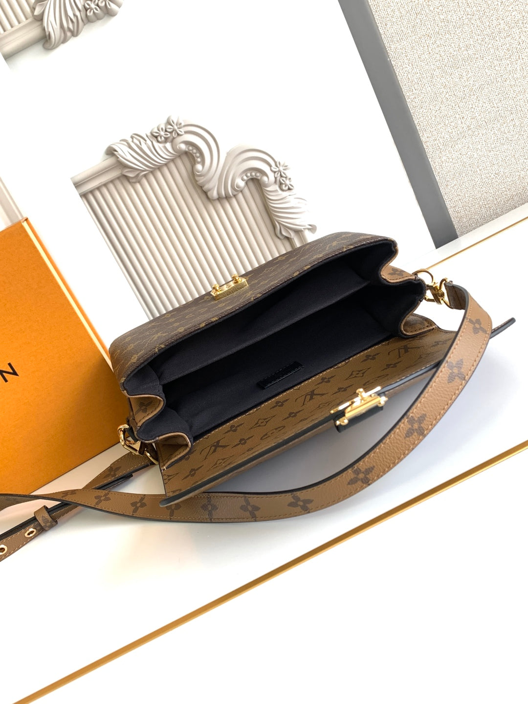 New luxury  fashion 𝐏𝐨𝐜𝐡𝐞𝐭𝐭𝐞 𝐌é𝐭𝐢𝐬 women's handbag