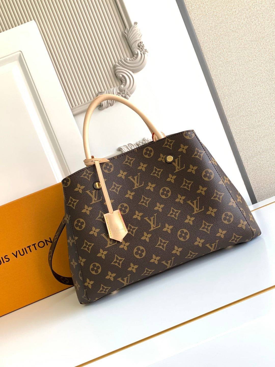 New luxury  fashion Montaigne  women's handbag