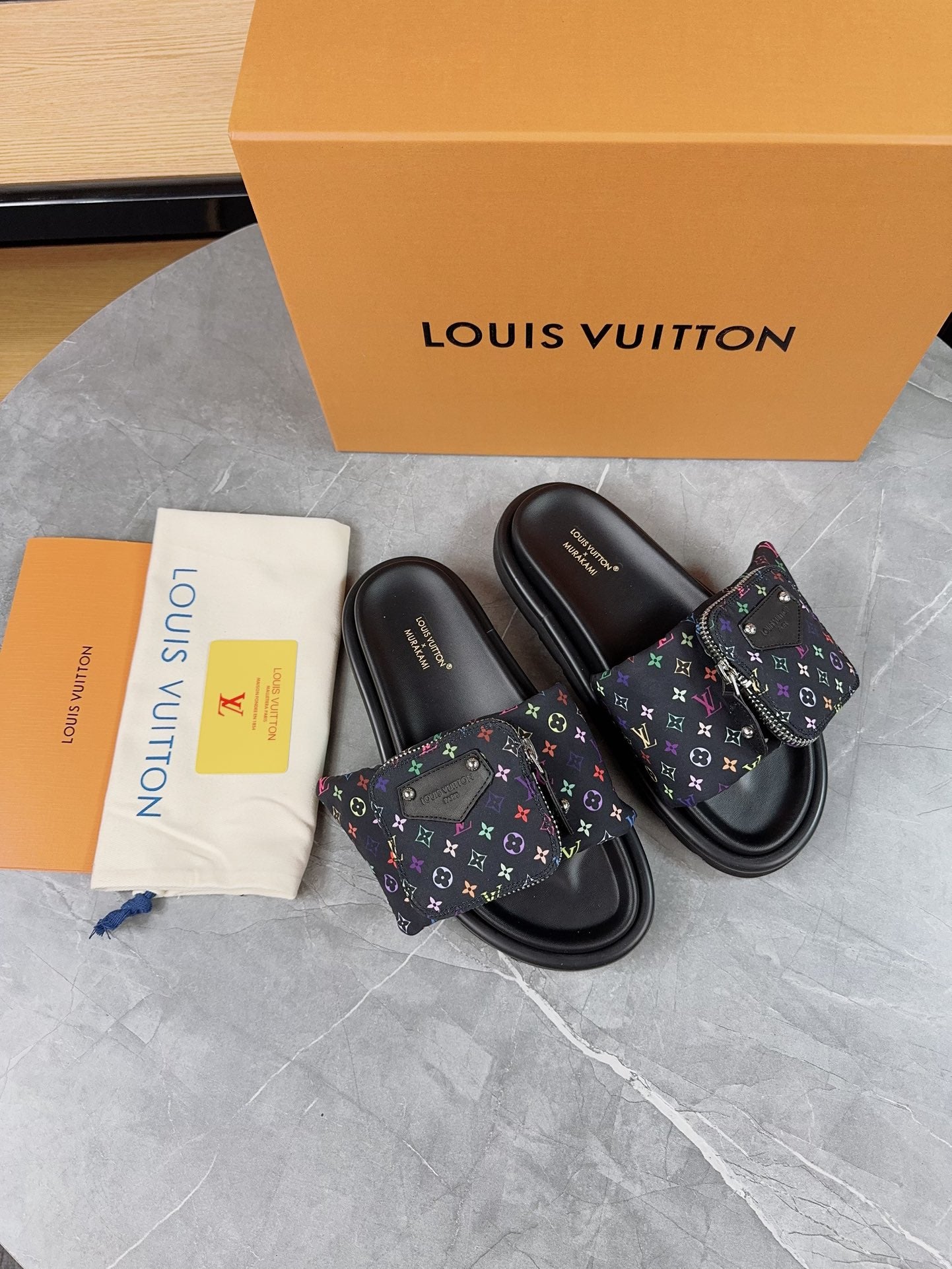 New luxury fashion pool pillow comfort Ladies' flat bottomed anti-skid slippers
