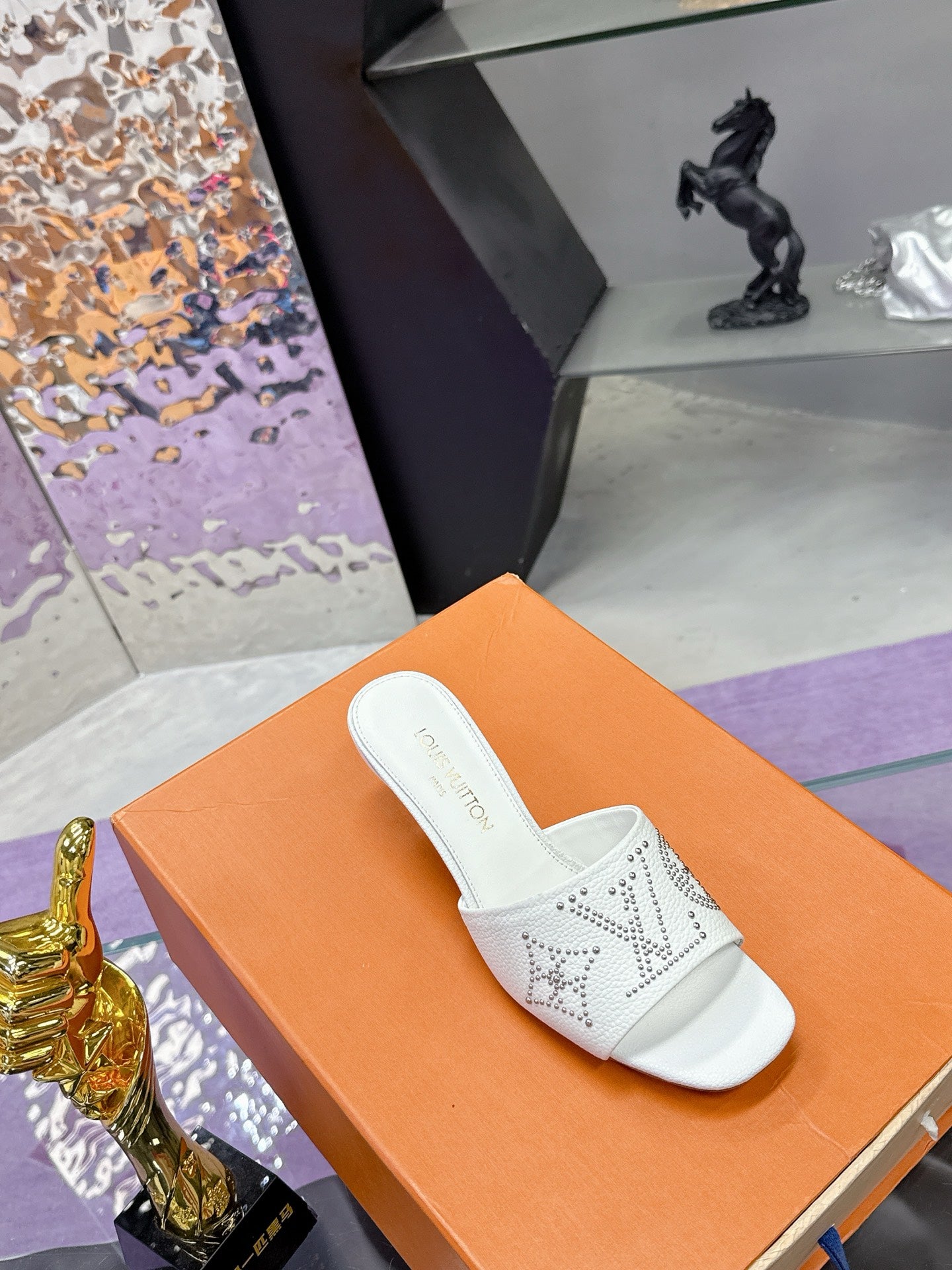New luxury fashion Ladies' high-heeled sandals
