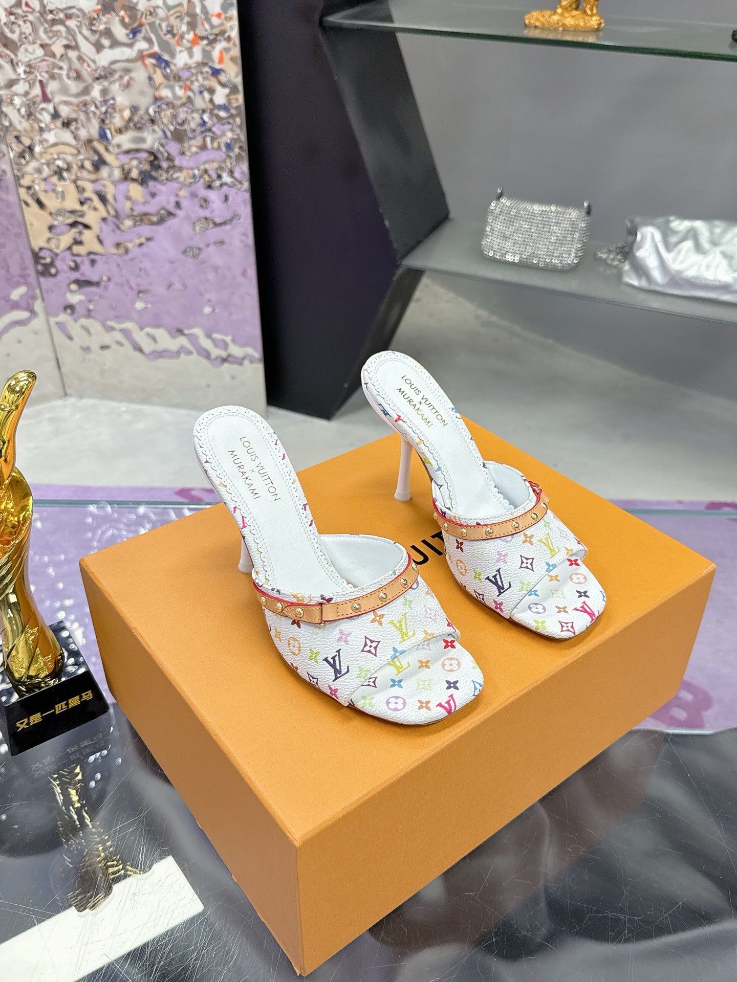 New luxury fashion Ladies' high-heeled sandals