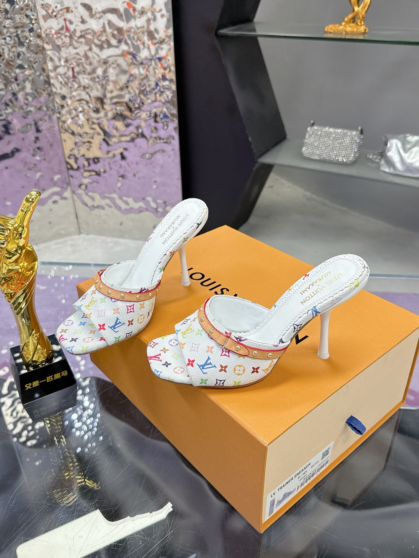 New luxury fashion Ladies' high-heeled sandals