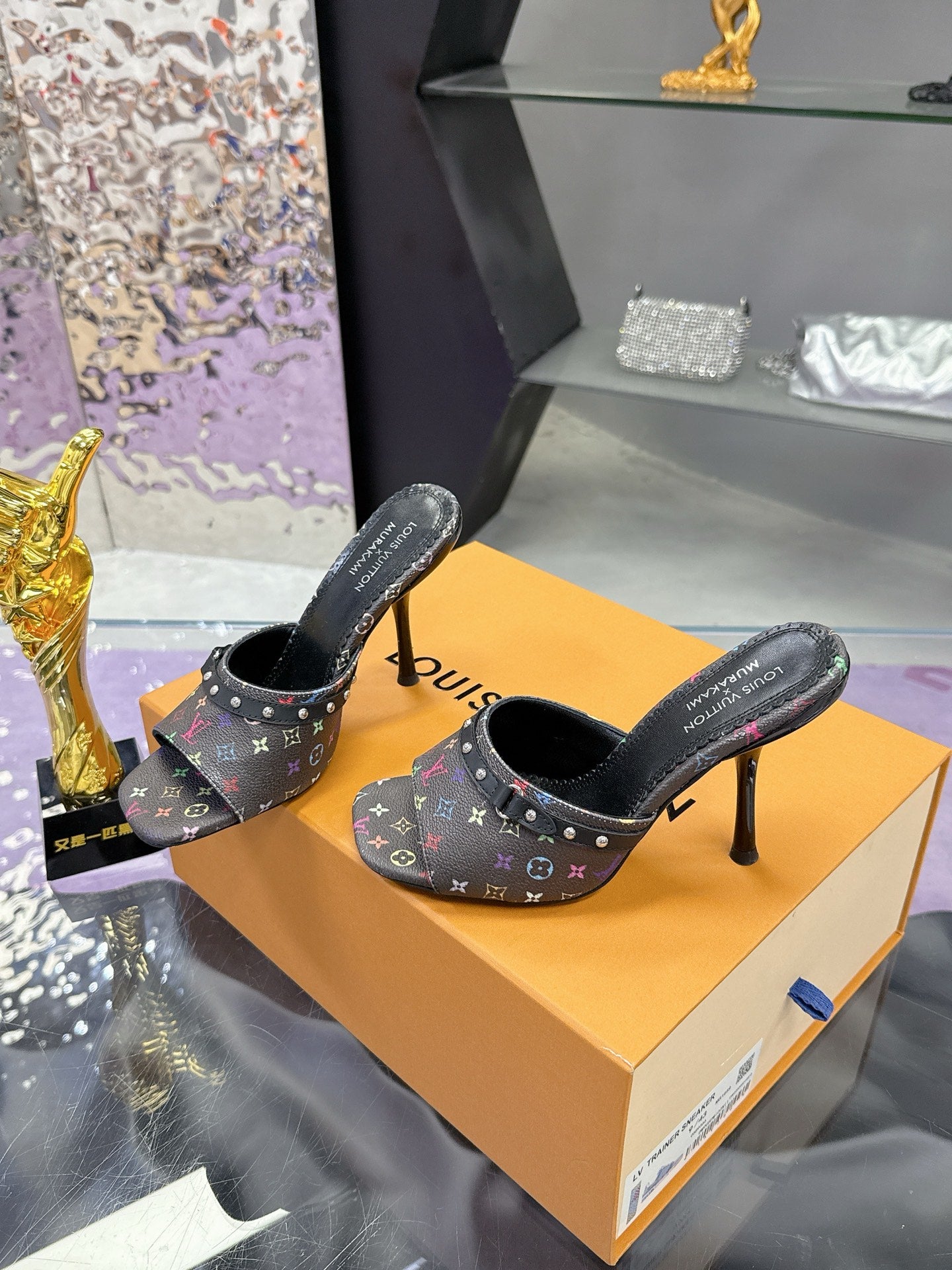 New luxury fashion Ladies' high-heeled sandals