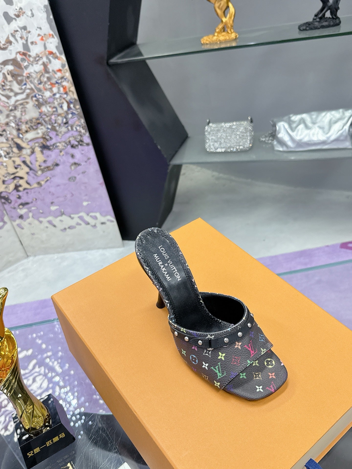 New luxury fashion Ladies' high-heeled sandals
