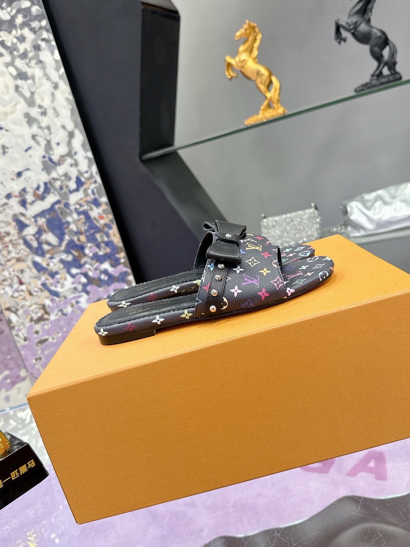 New luxury fashion Ladies' high-heeled sandals