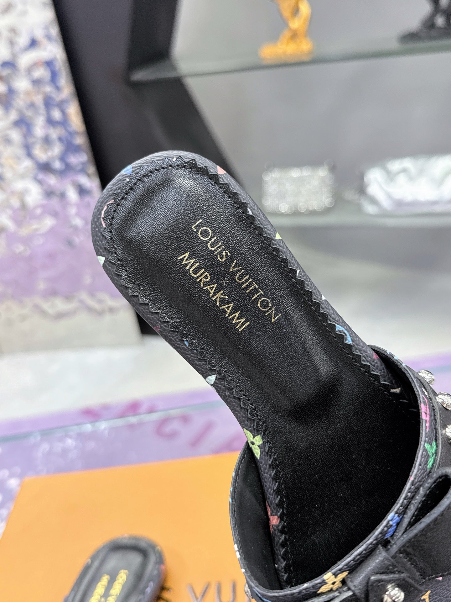 New luxury fashion Ladies' high-heeled sandals