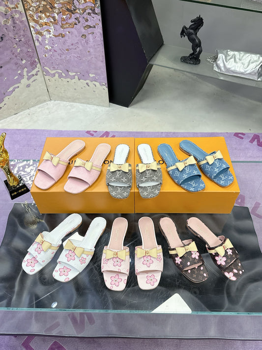 New luxury fashion Ladies' high-heeled sandals
