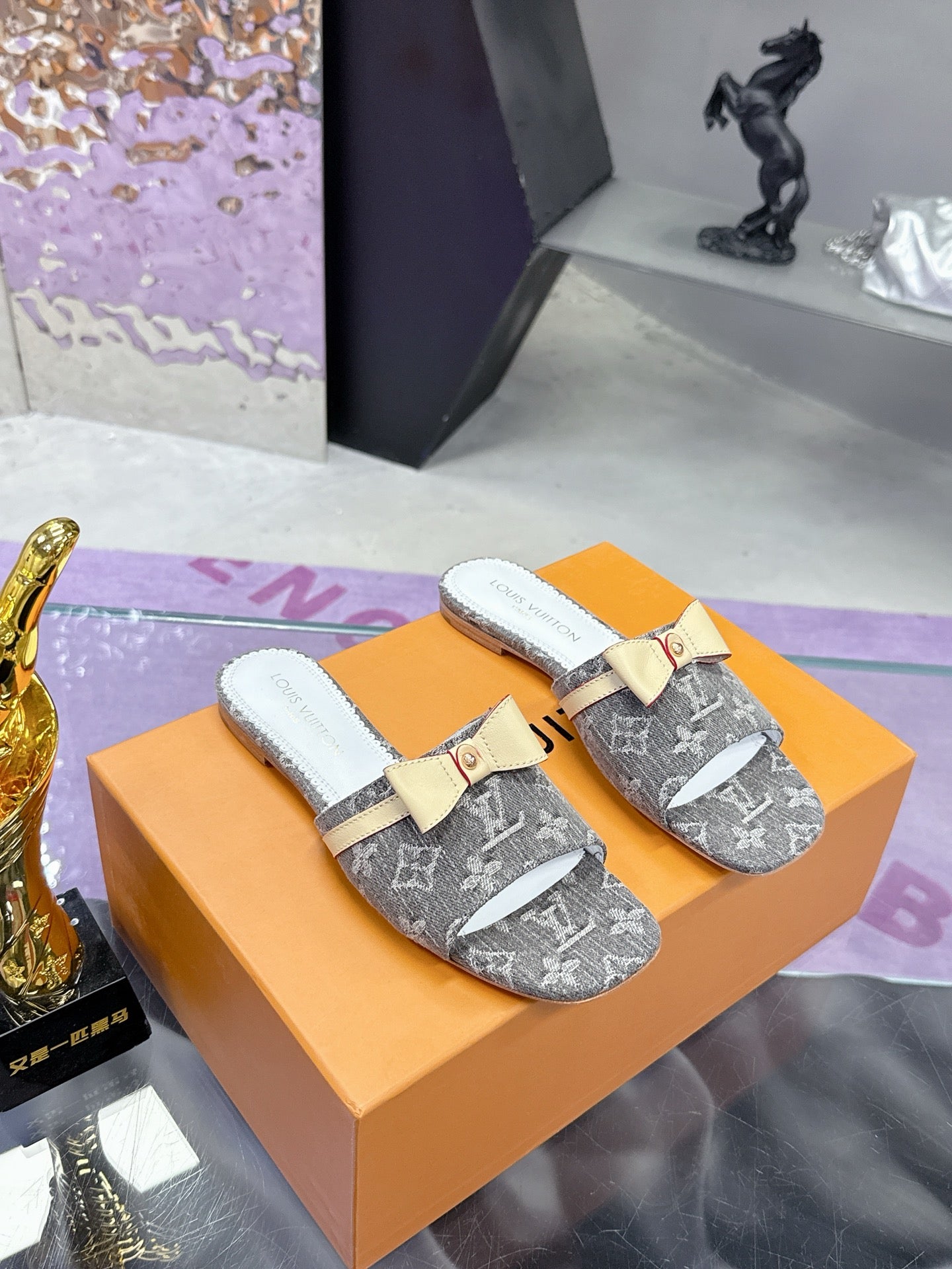 New luxury fashion Ladies' high-heeled sandals