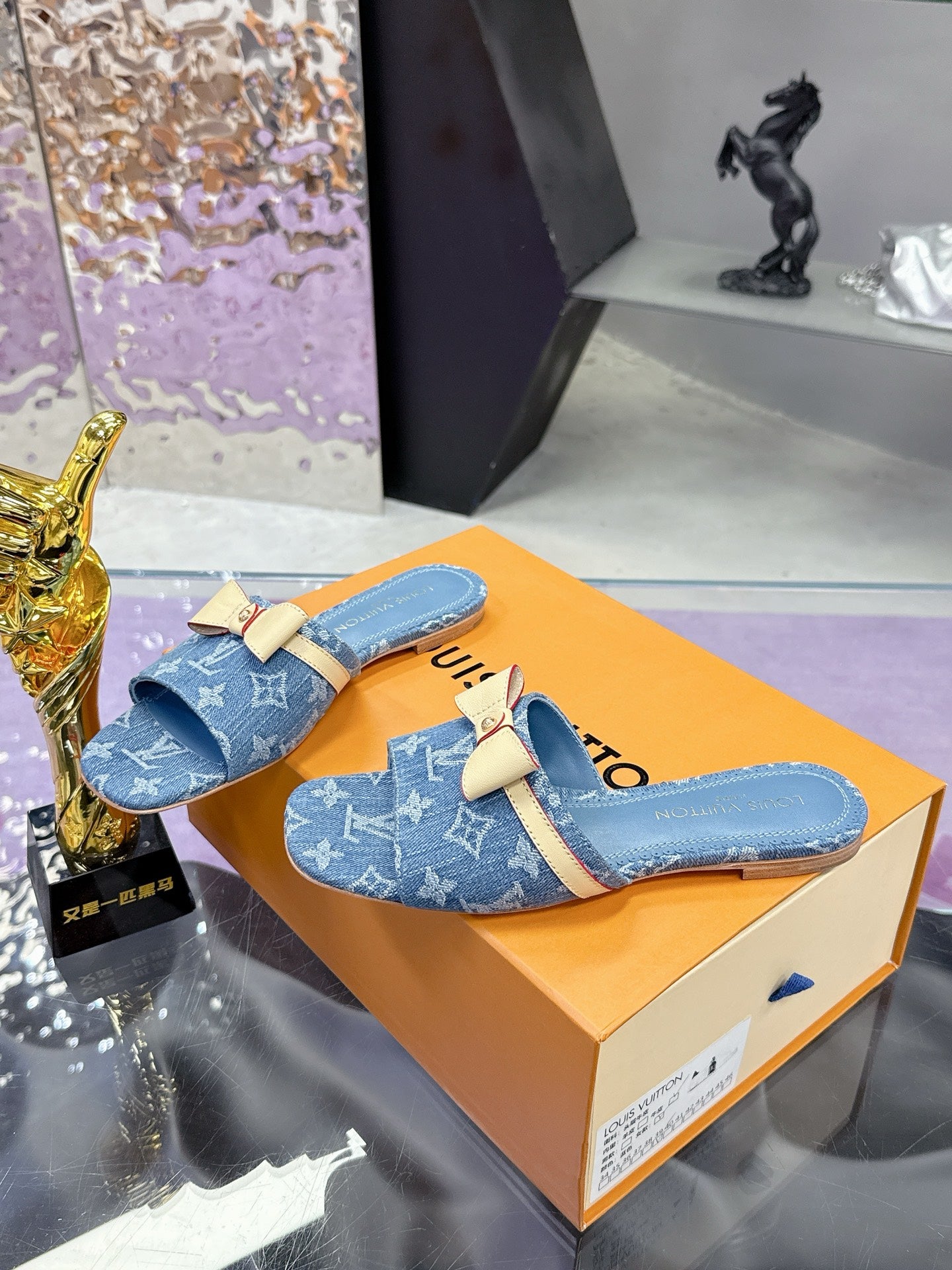 New luxury fashion Ladies' high-heeled sandals
