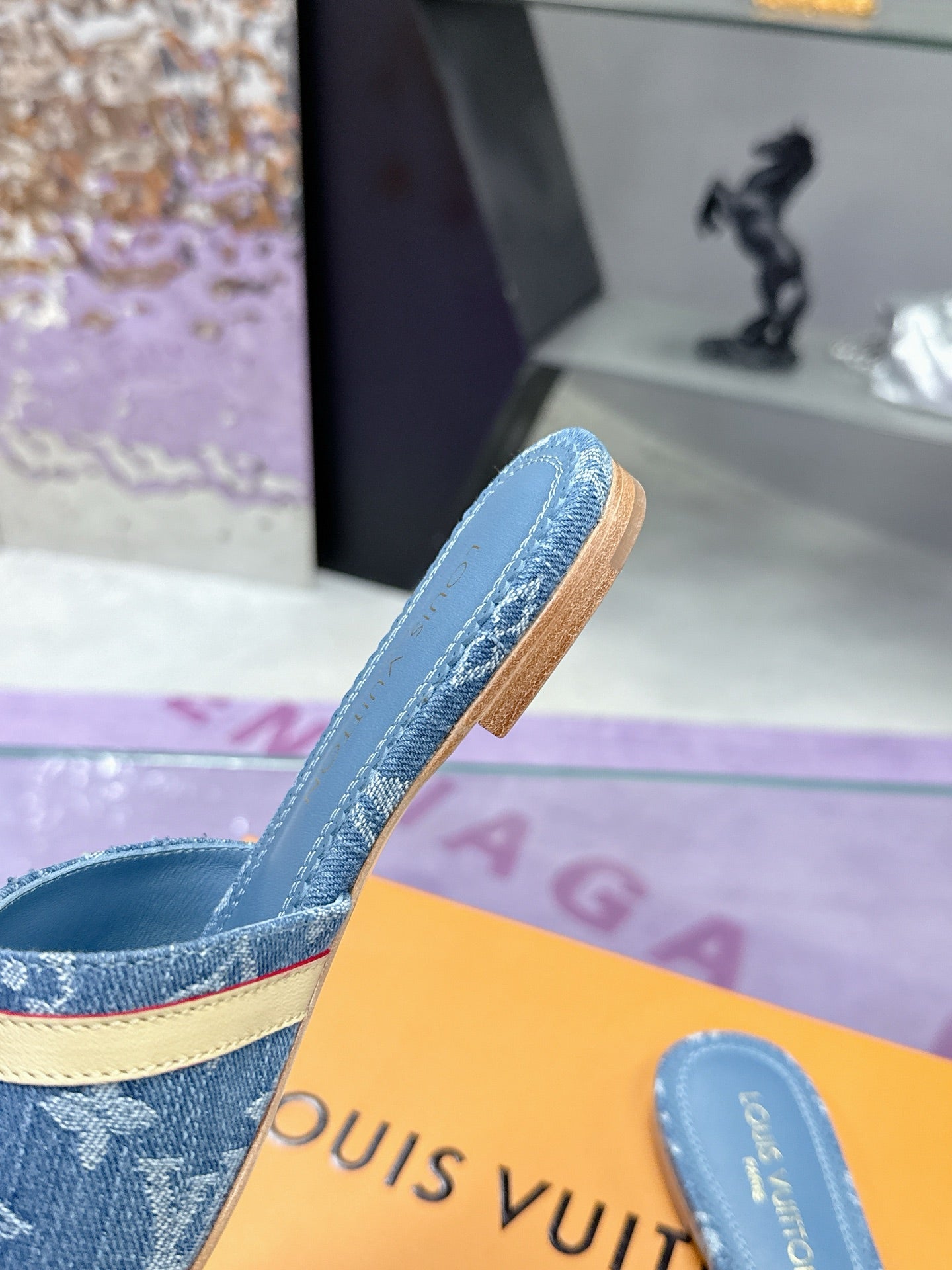 New luxury fashion Ladies' high-heeled sandals