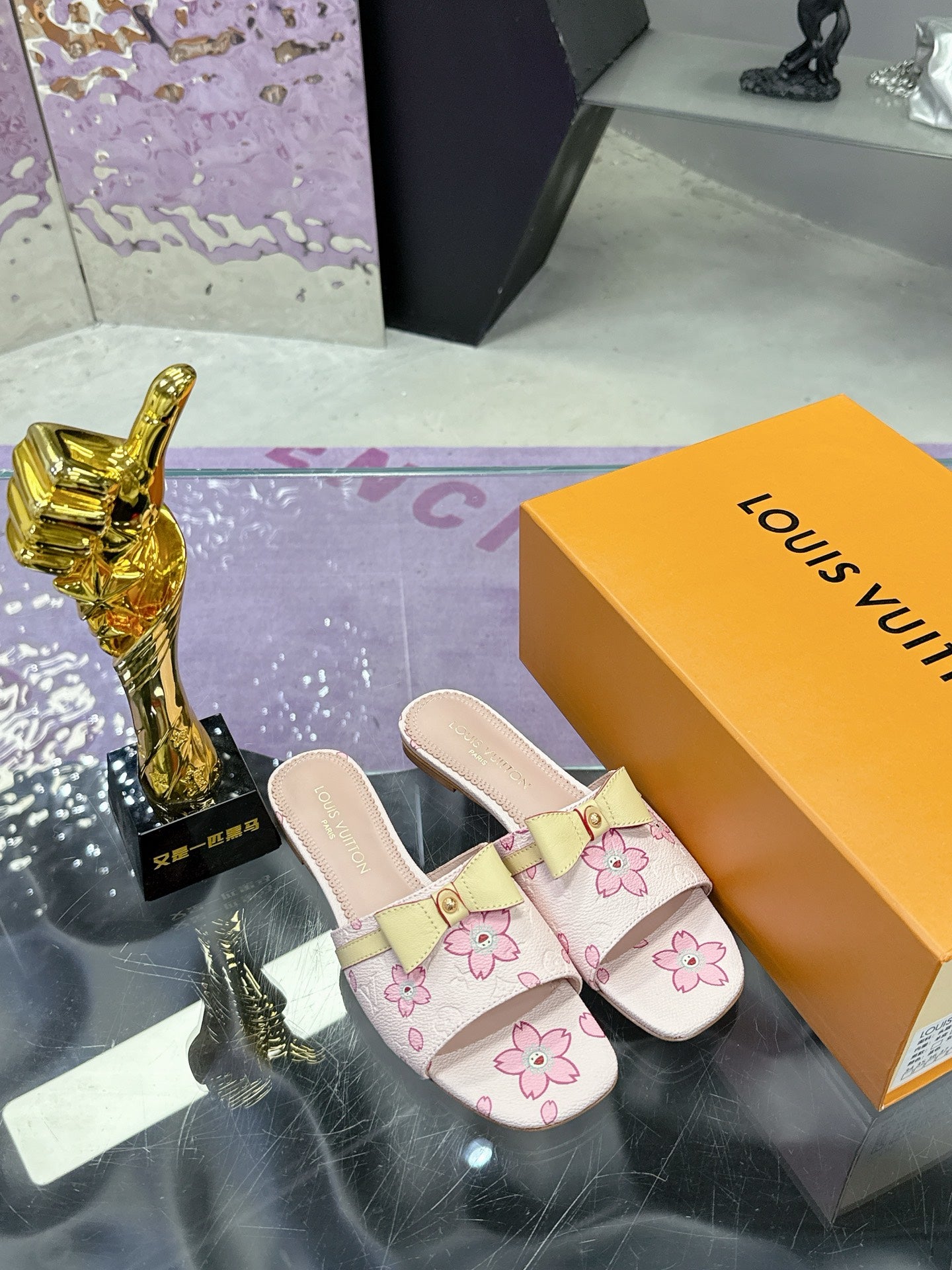 New luxury fashion Ladies' high-heeled sandals